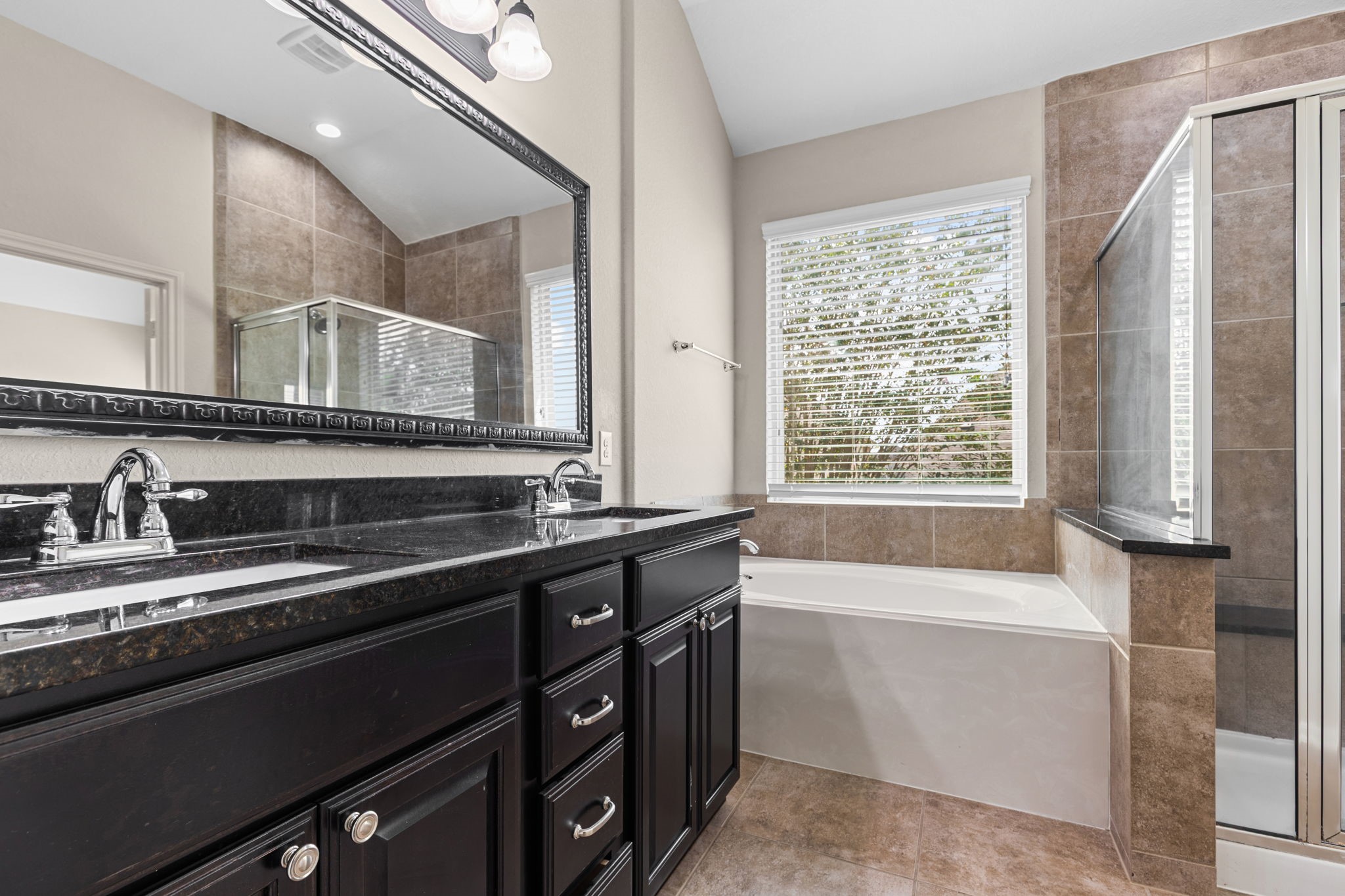 12131 San Luca Street Property Photo 16