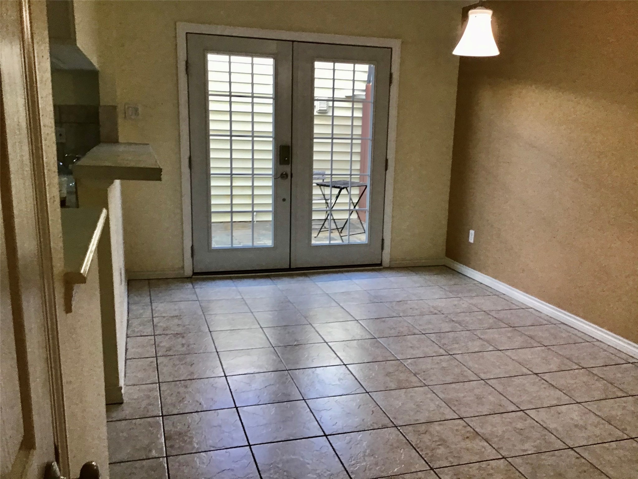 2512 Bering Drive Property Photo 8