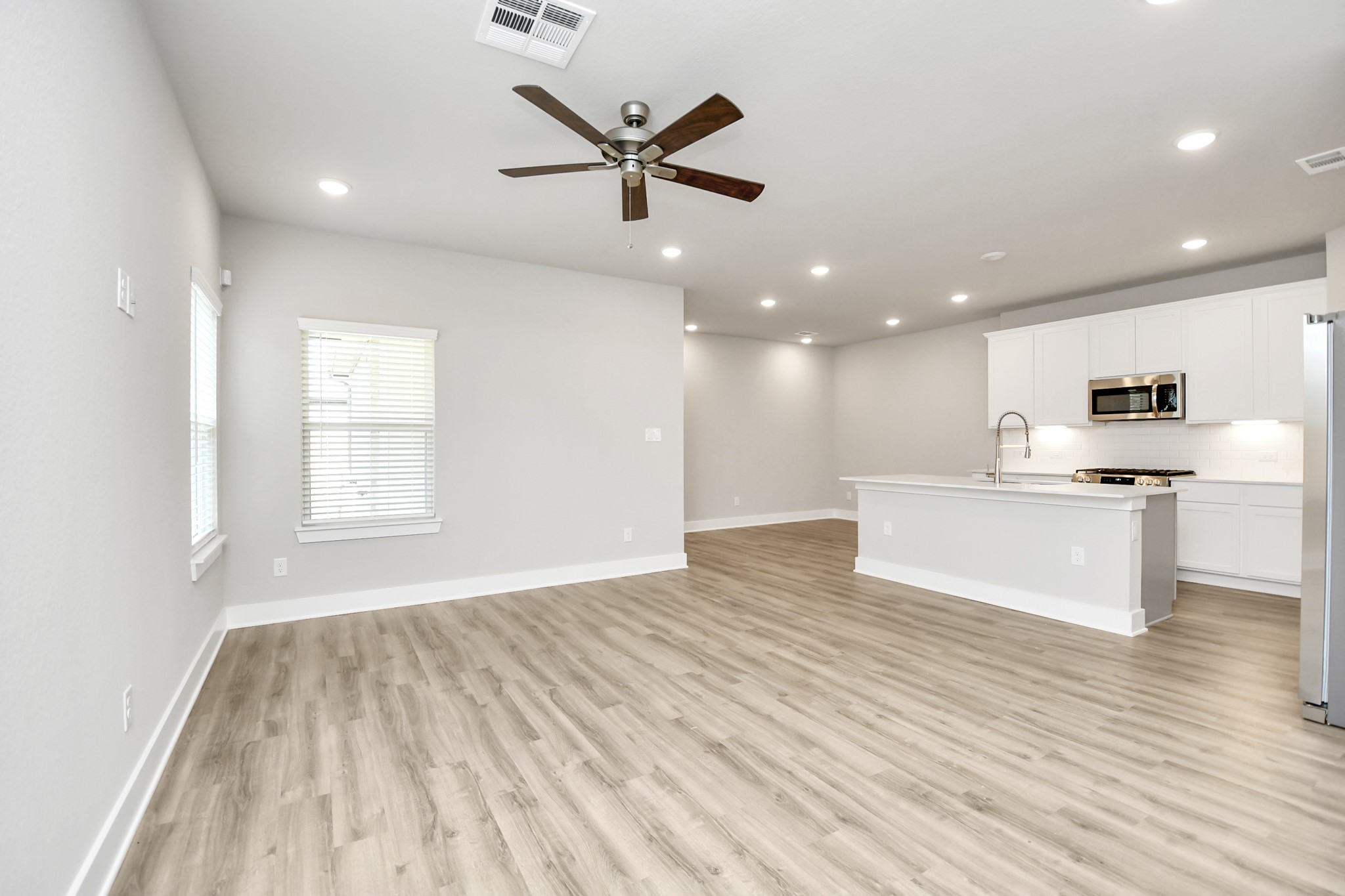 21034 Shore Oak Drive A Property Photo 2