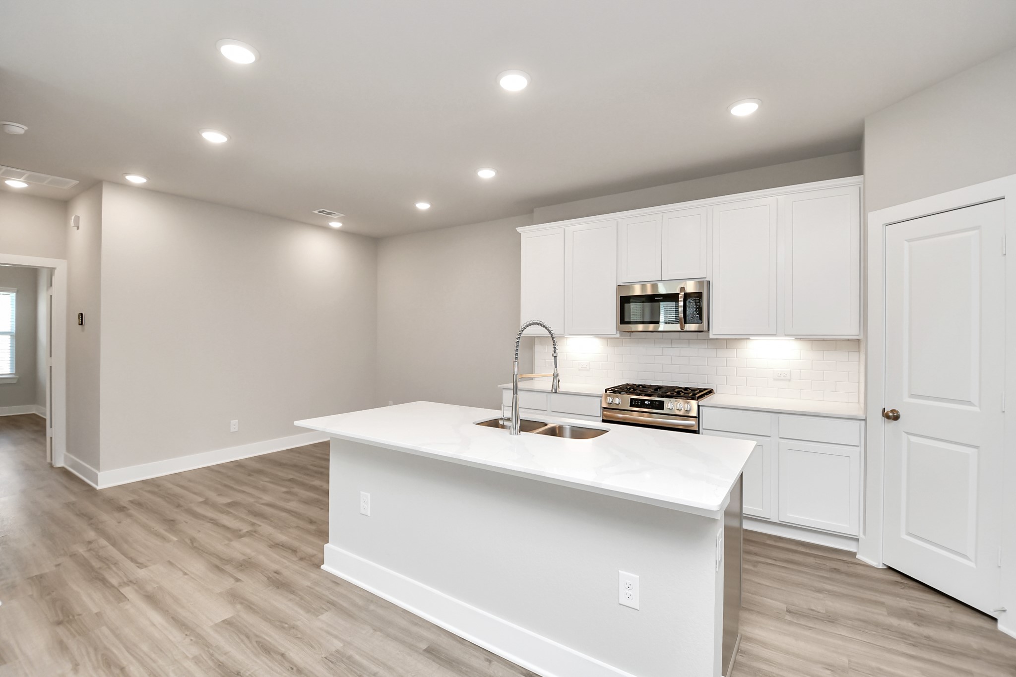 21034 Shore Oak Drive A Property Photo 3