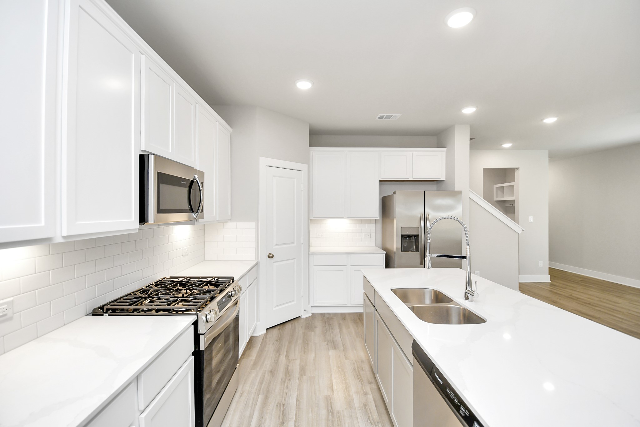 21034 Shore Oak Drive A Property Photo 4