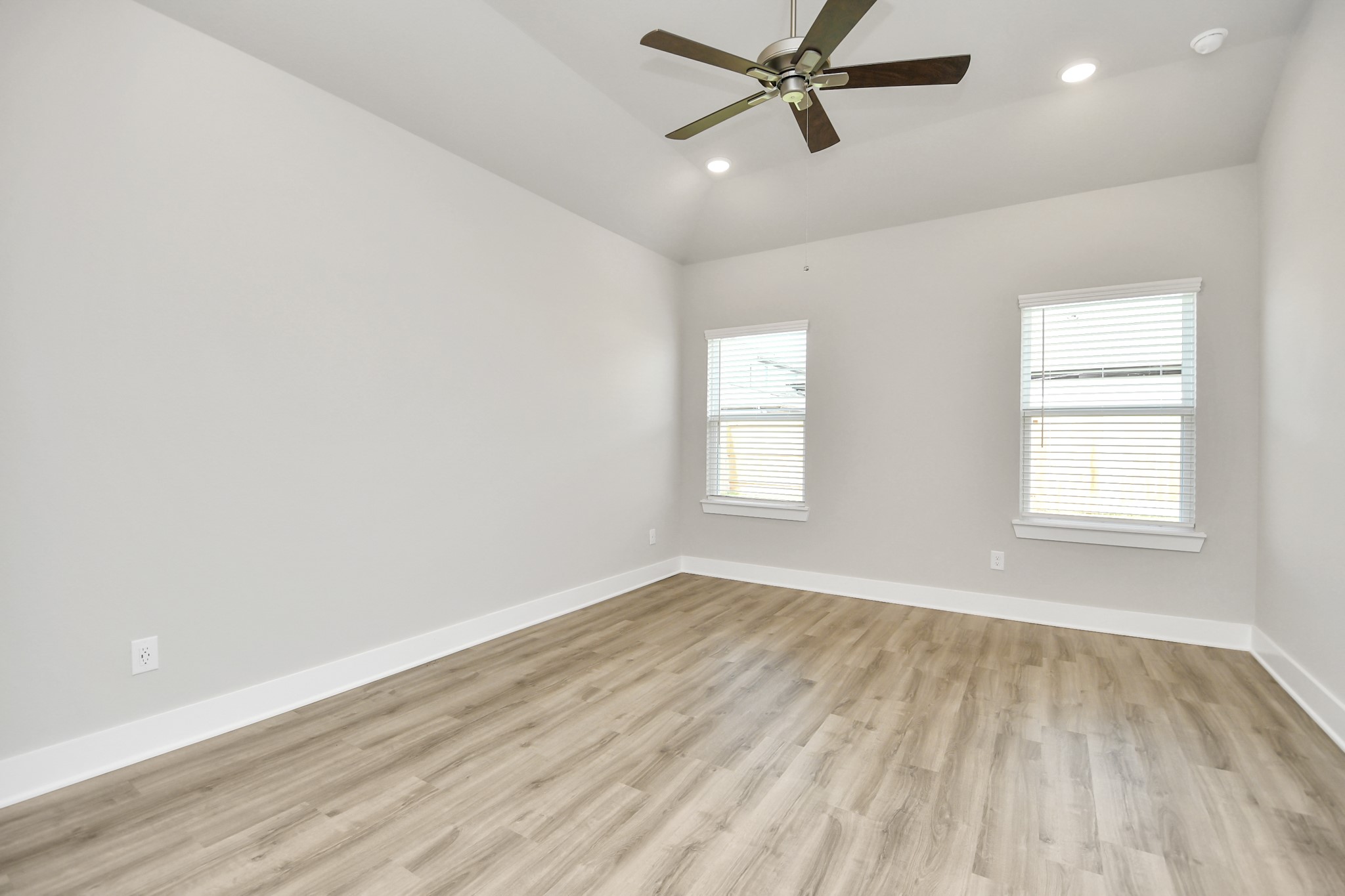 21034 Shore Oak Drive A Property Photo 8