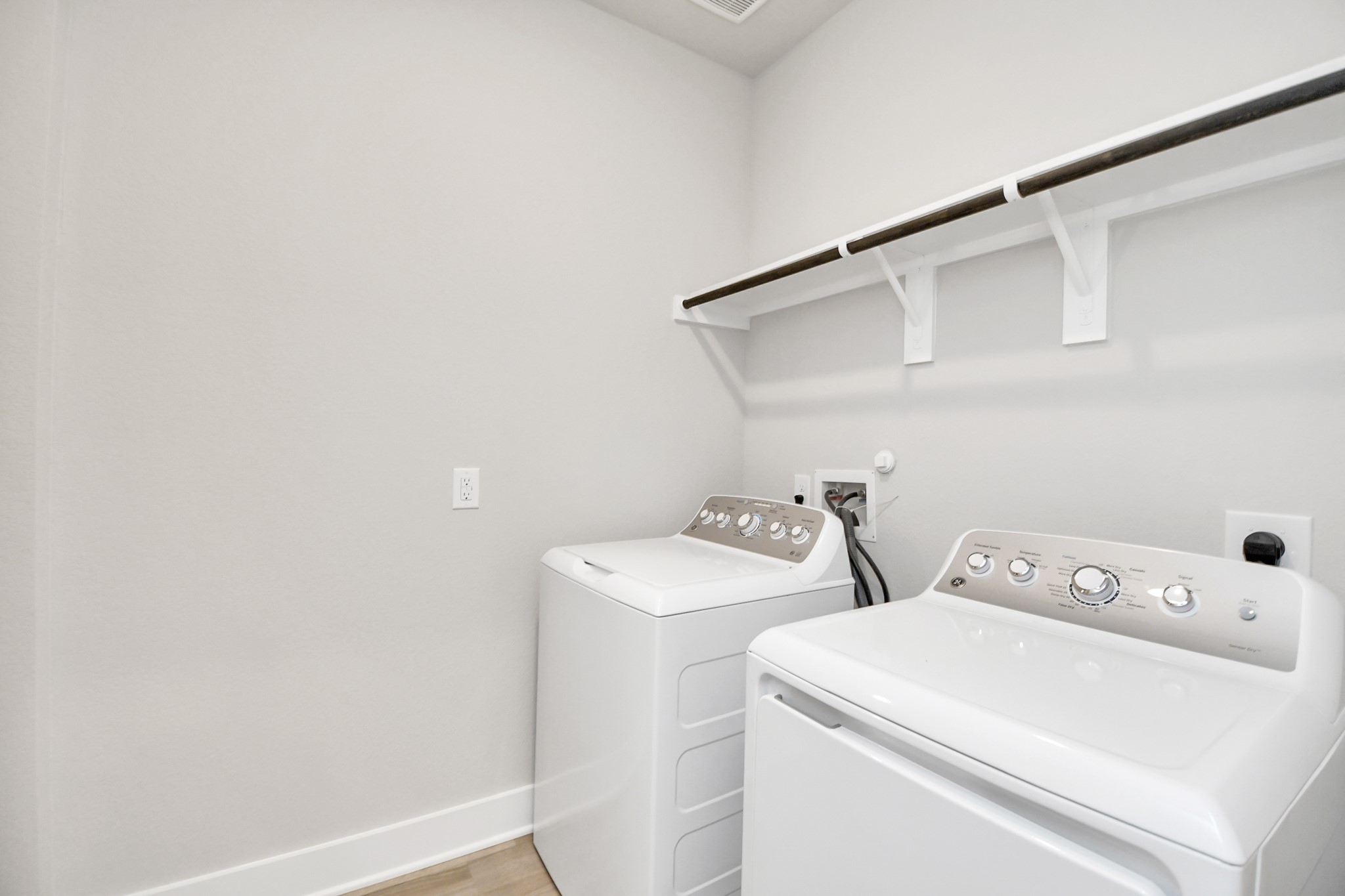 21034 Shore Oak Drive A Property Photo 17