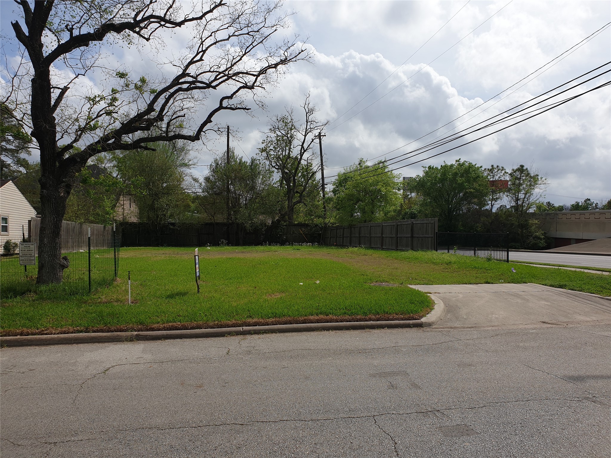 4629 Maple Street Property Photo 1