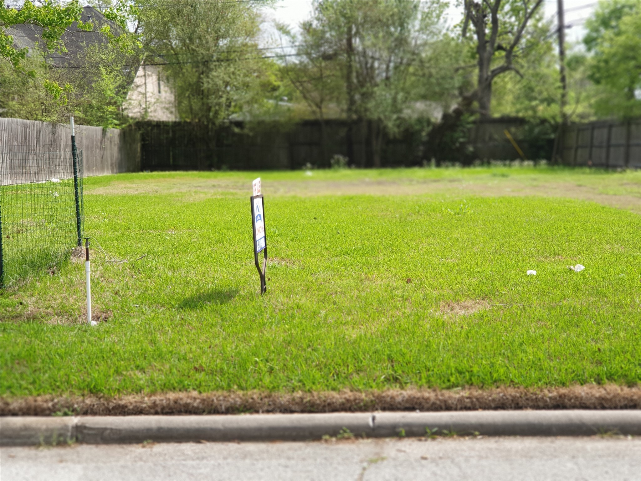 4629 Maple Street Property Photo 5