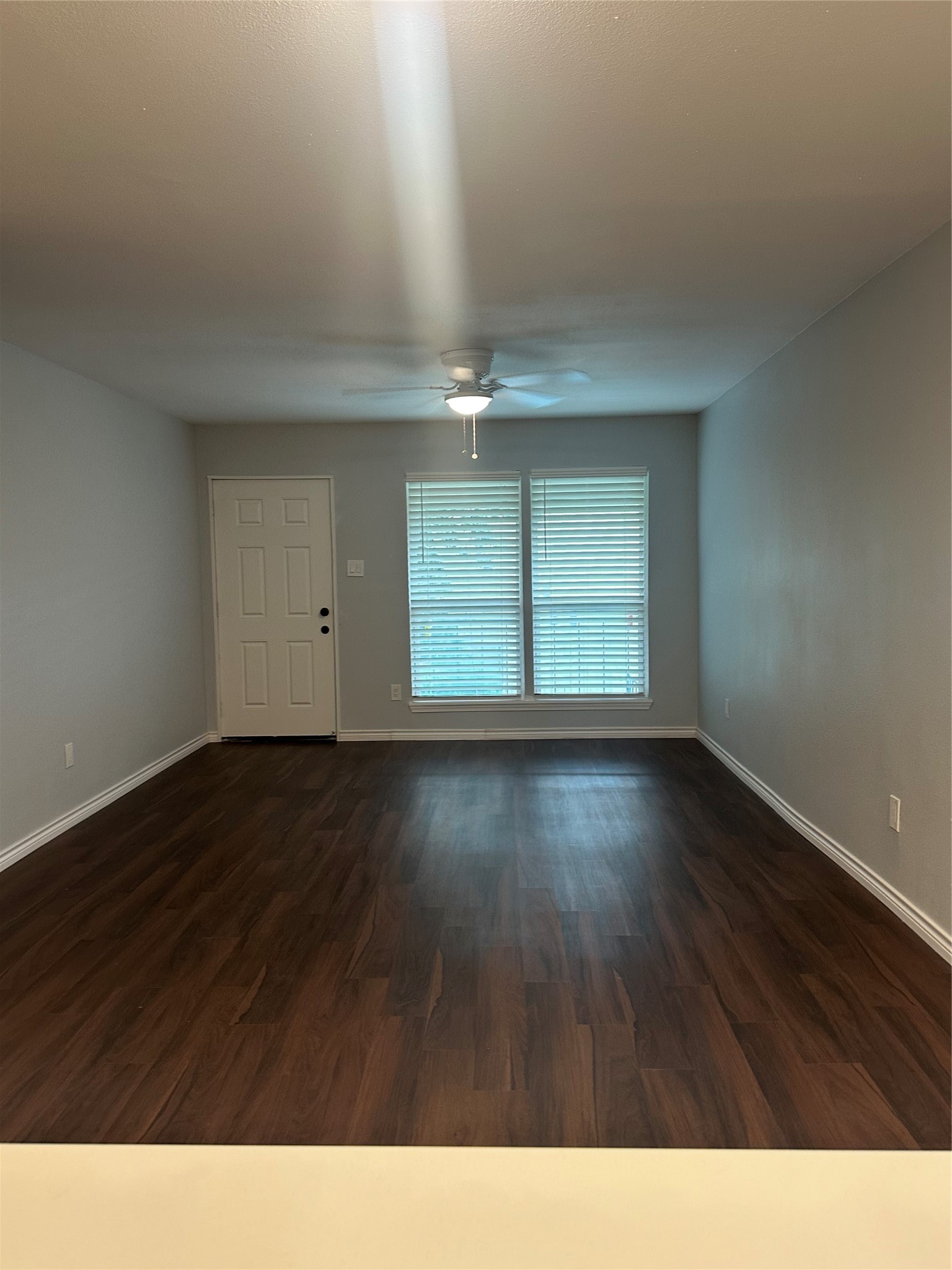 5625 Antoine Drive 1016 Property Photo 1