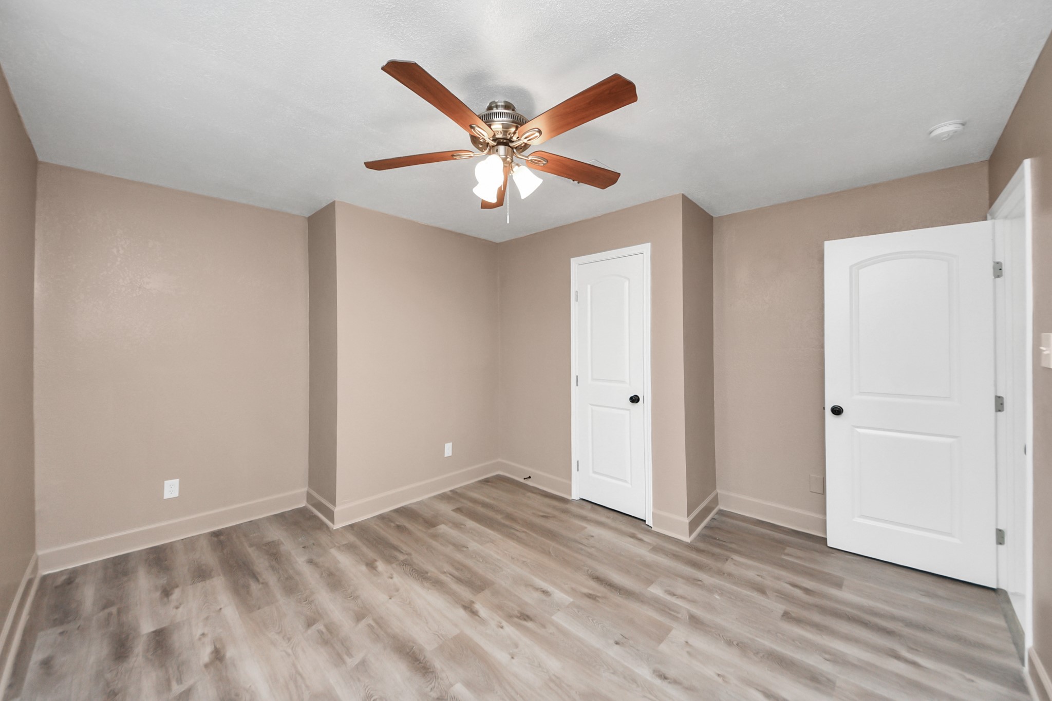 227 Concordia Drive Property Photo 16