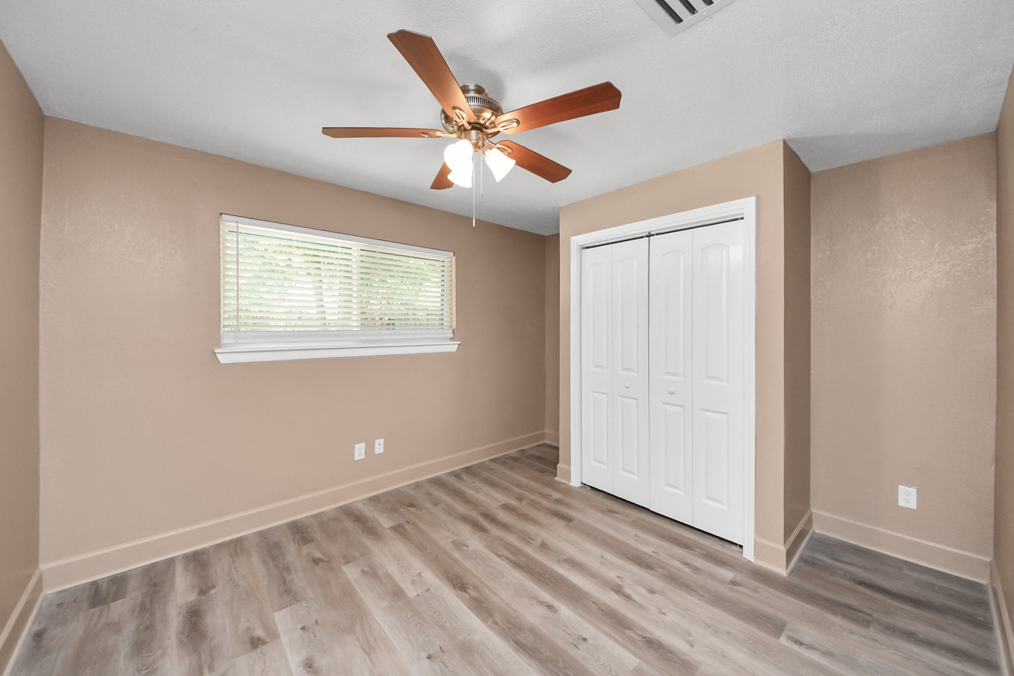227 Concordia Drive Property Photo 18