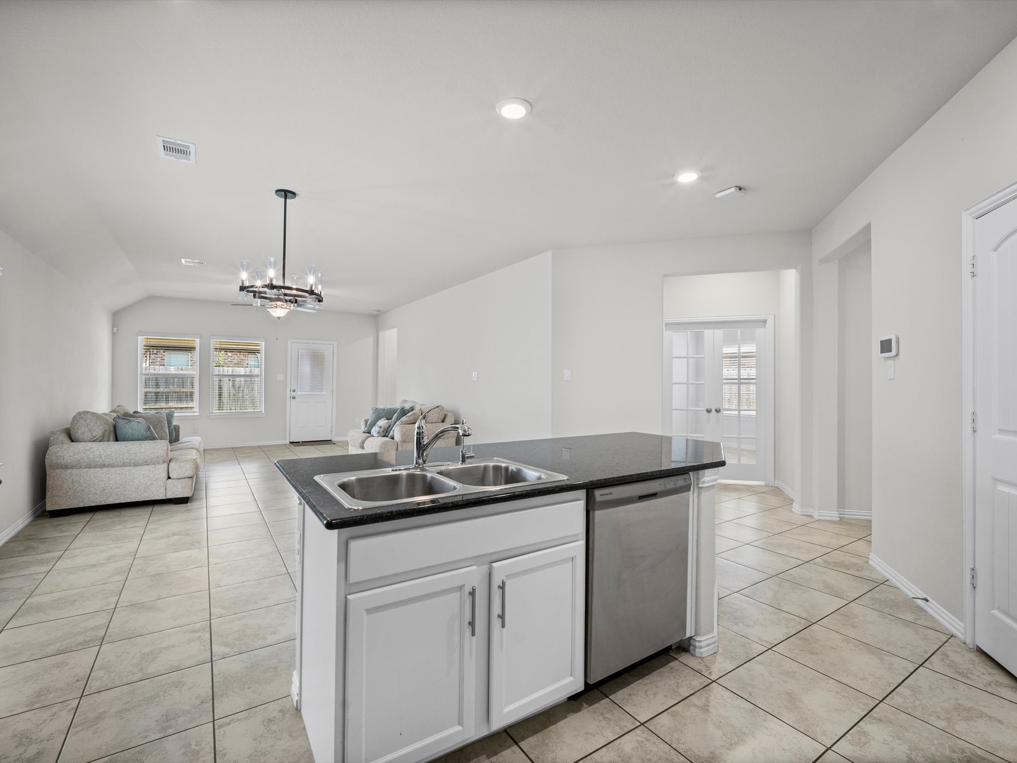 8915 English Manor Drive Property Photo 10