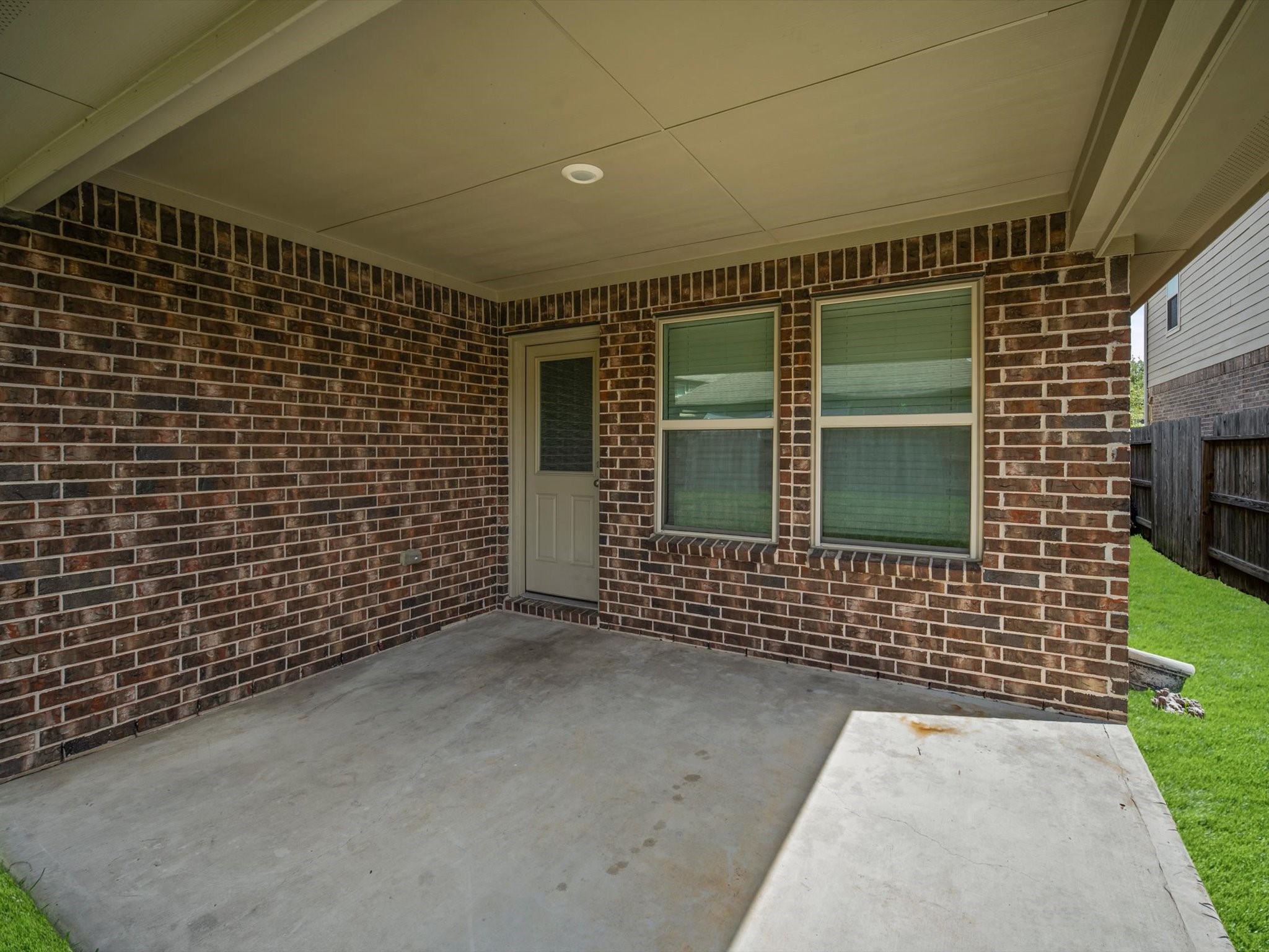 8915 English Manor Drive Property Photo 29