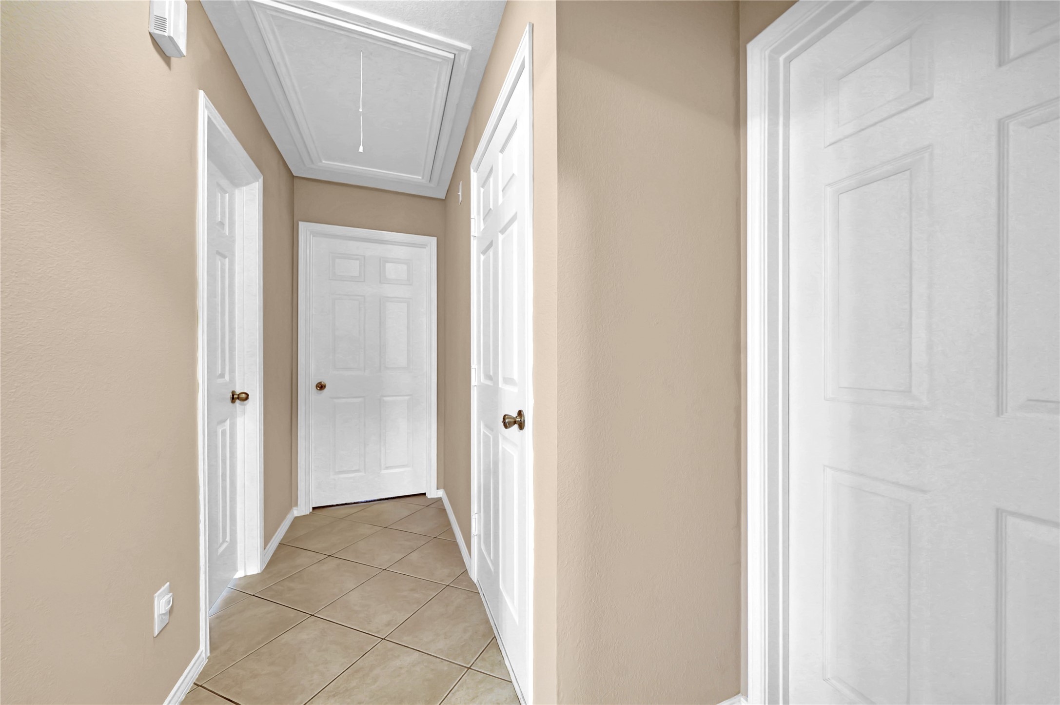 2411 Colonial Springs Lane Property Photo 14