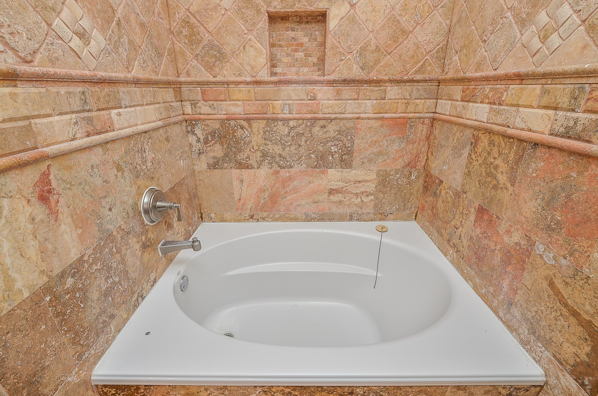 2019 Highland Hills Drive Property Photo 21