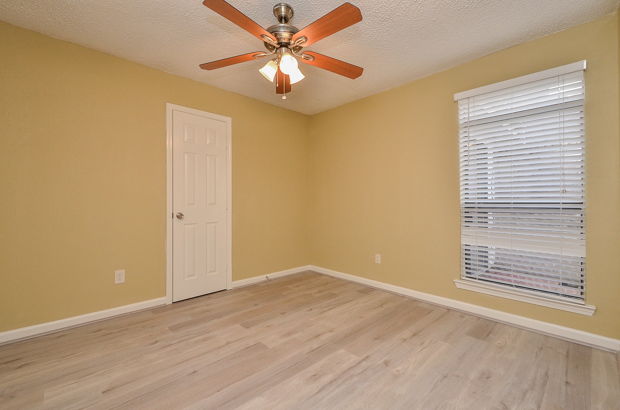 2019 Highland Hills Drive Property Photo 25