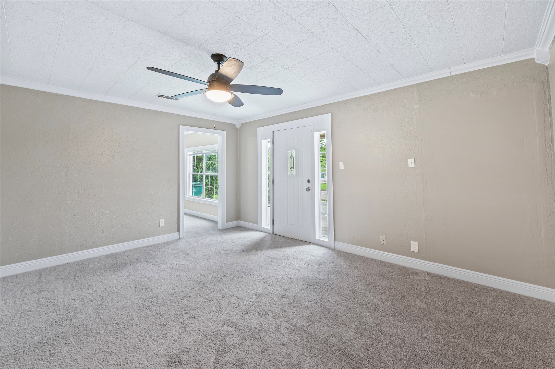 3120 Carter Street Property Photo 5
