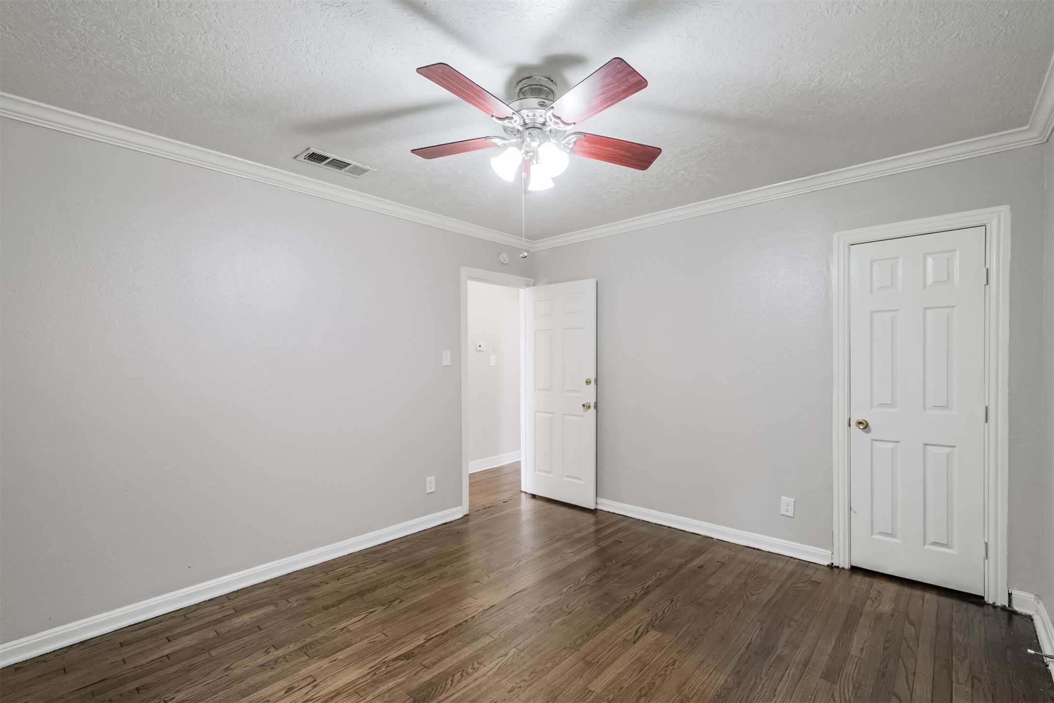 5610 Eskridge Street Property Photo 17