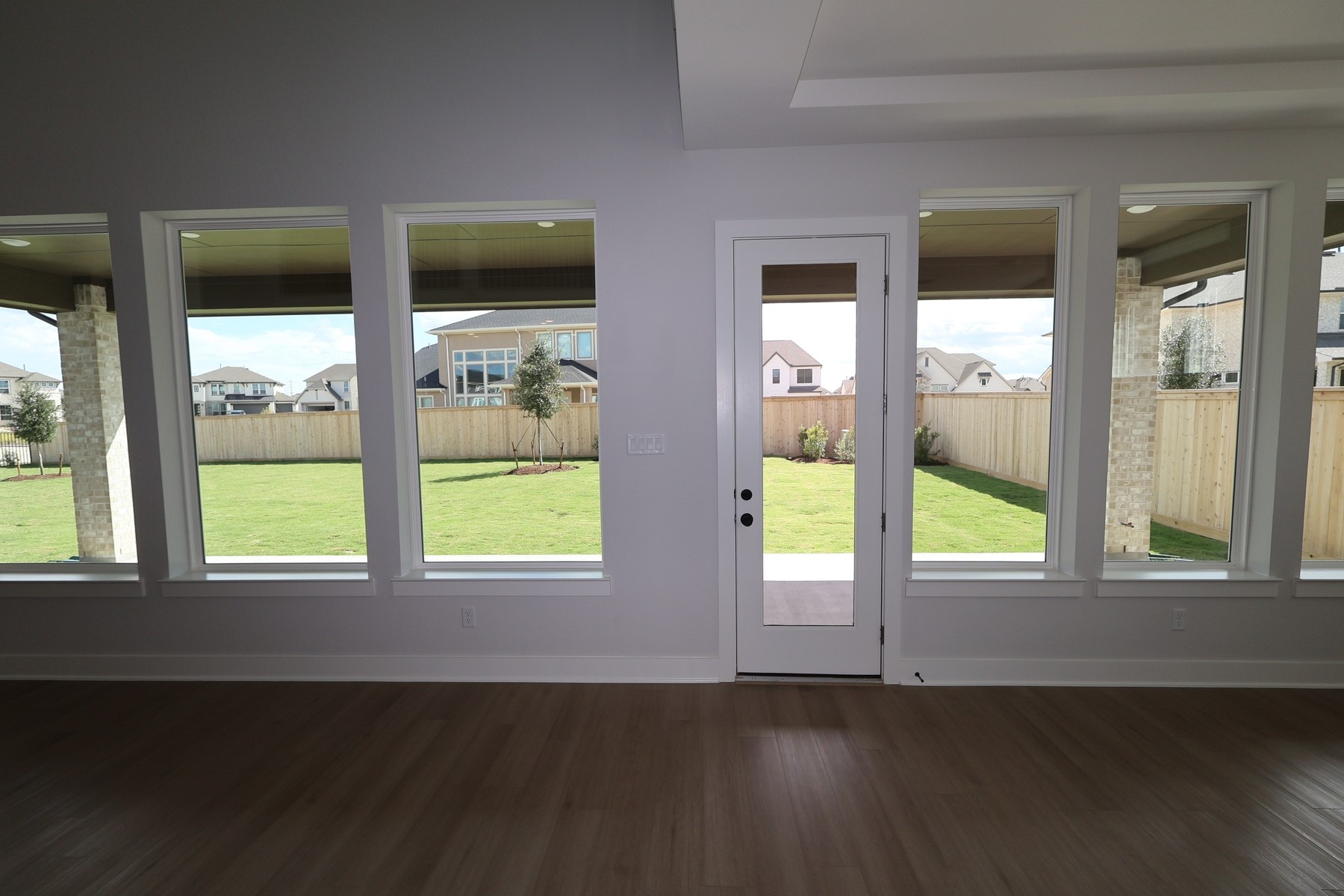 10506 Sedge Blade Lane Property Photo 4