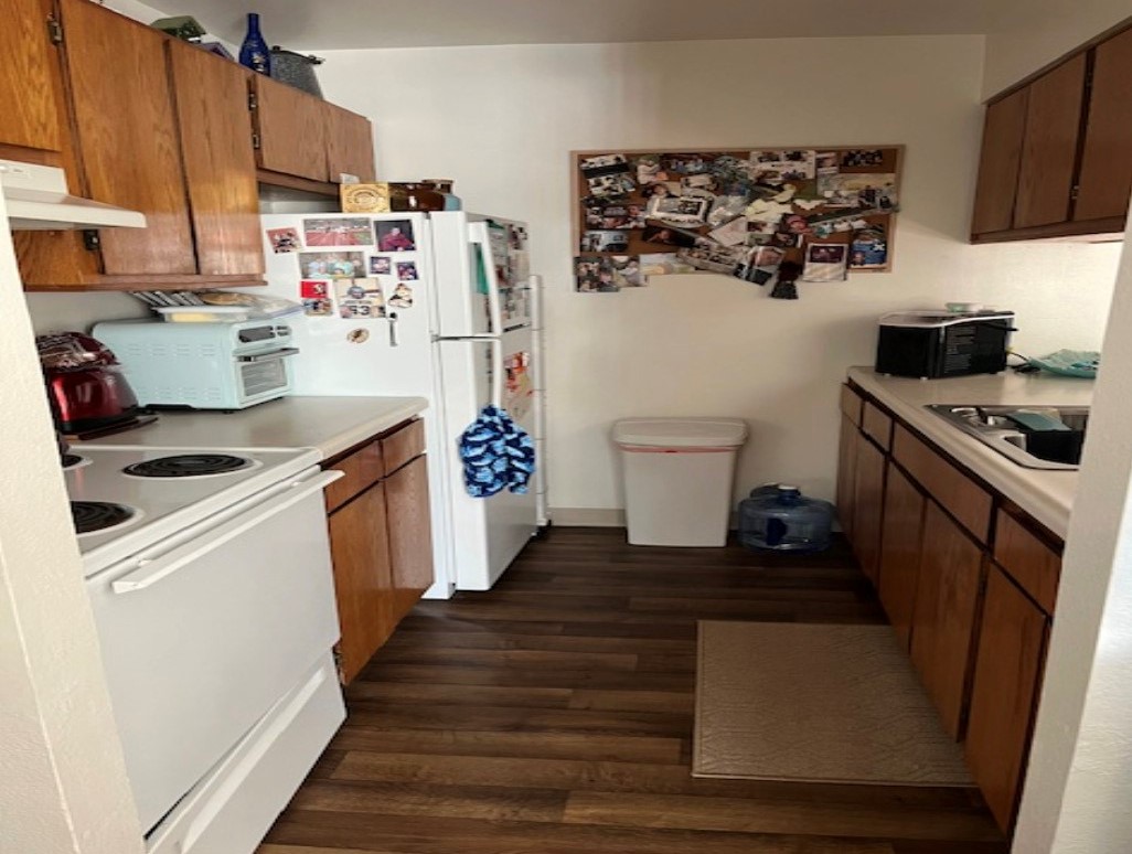 305 Walnut St Property Photo 19