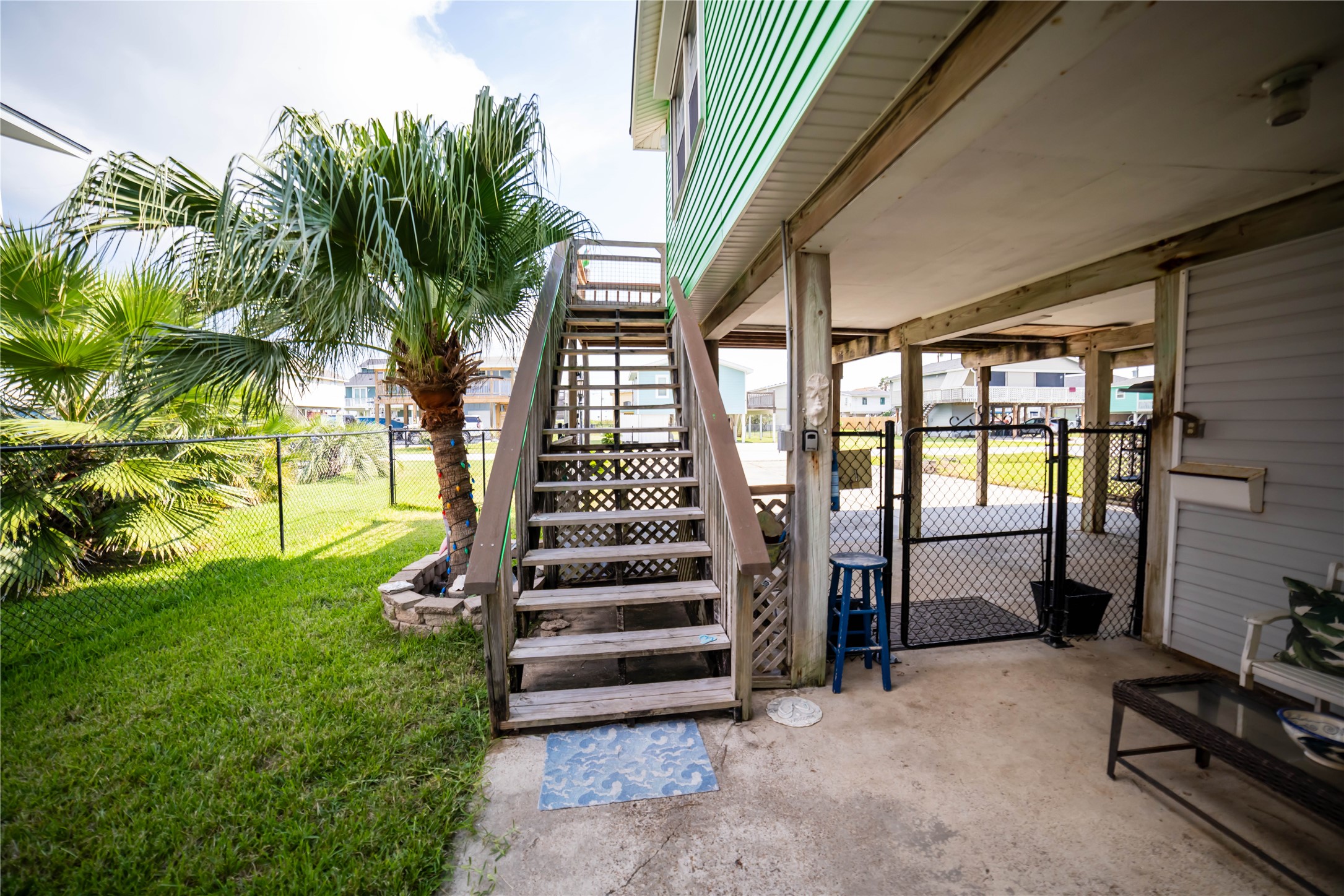 4014 Reeves Drive Property Photo 2