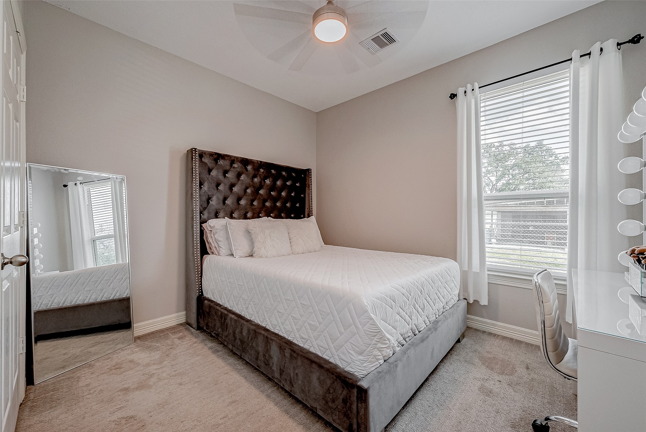 709 Coen Road Property Photo 11