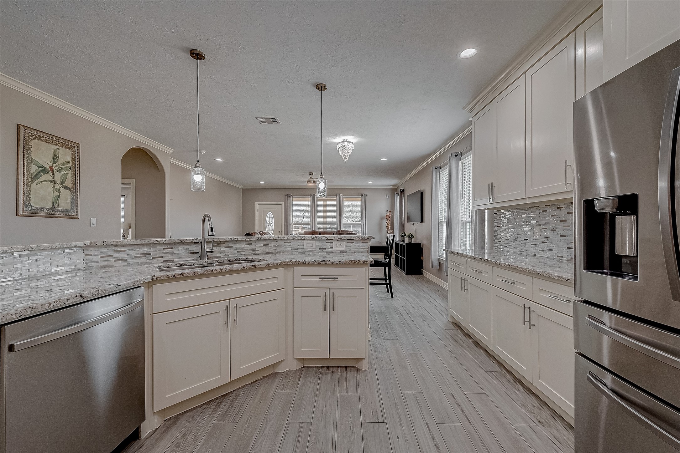 709 Coen Road Property Photo 16