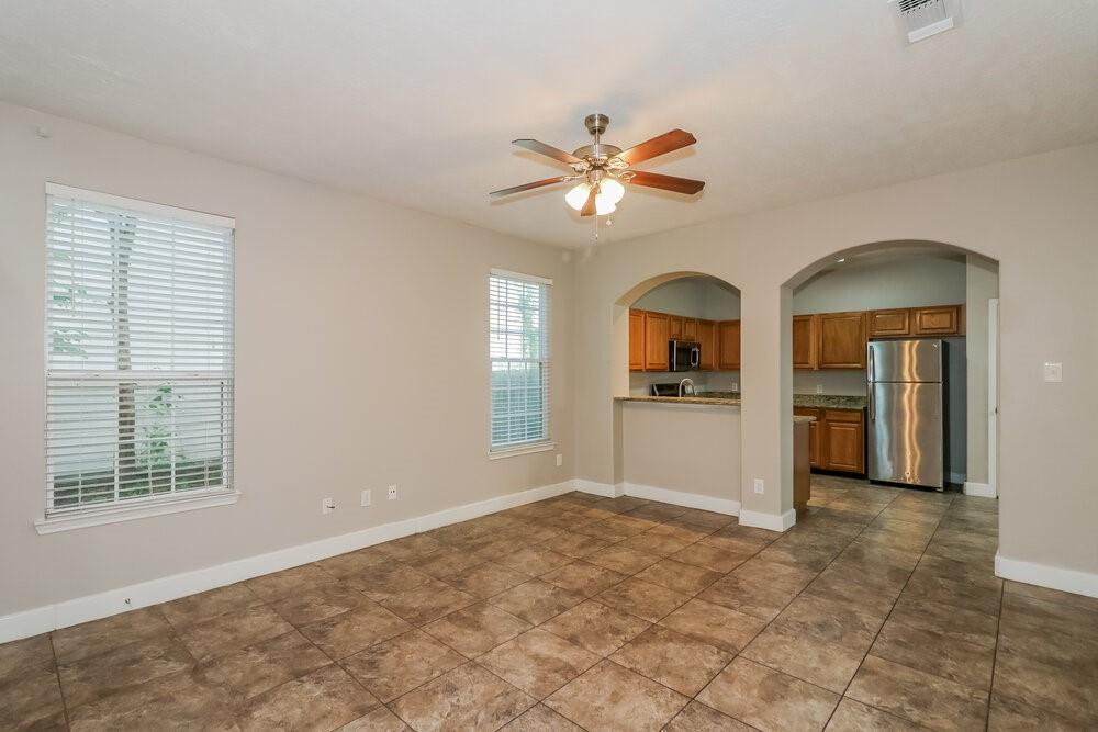 6607 Dickson Way, Houston Tx 77085 Property Photo 6