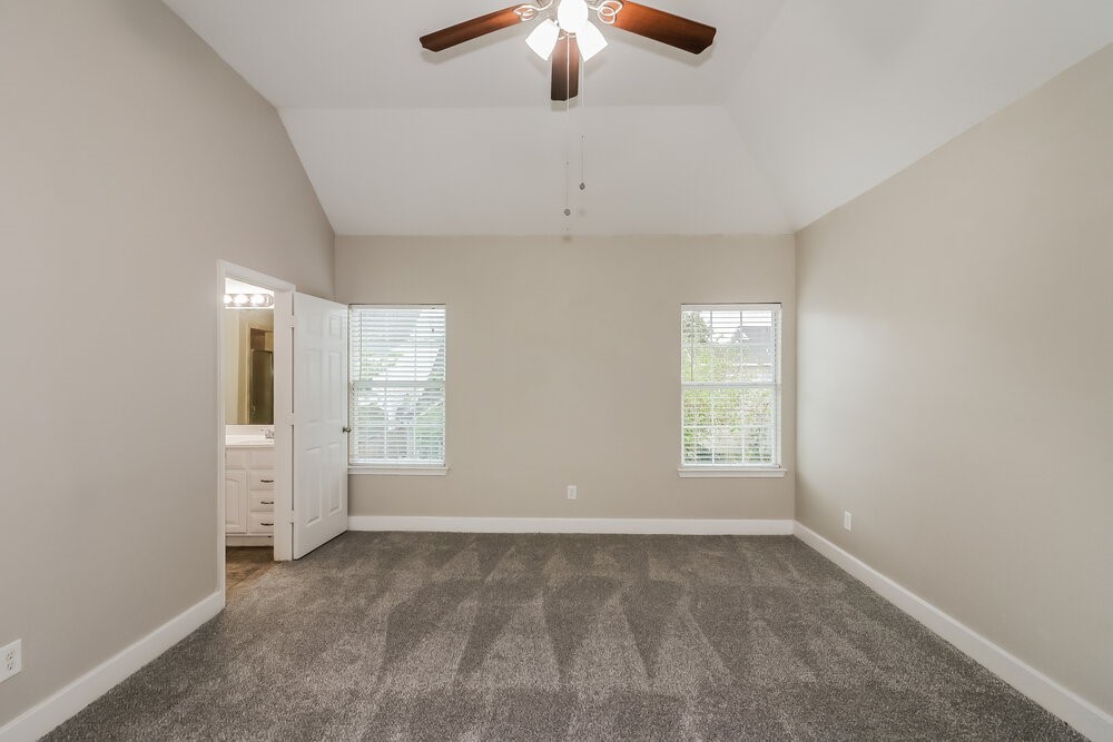 6607 Dickson Way Property Photo 10