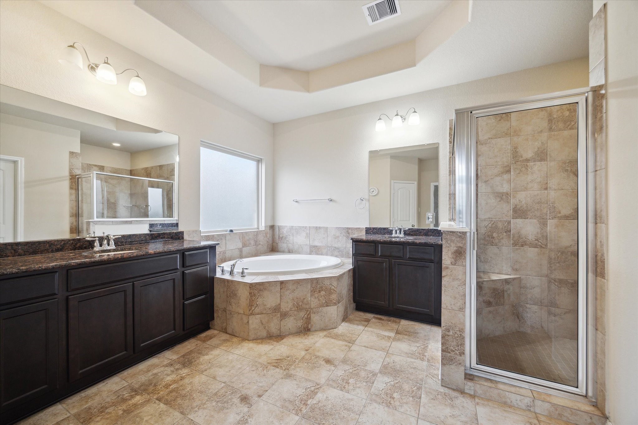 3707 Daintree Park Drive Property Photo 16