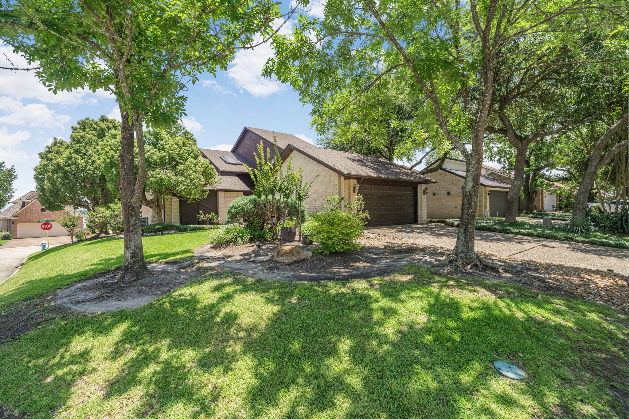 20138 Atascocita Shores Drive Property Photo 1