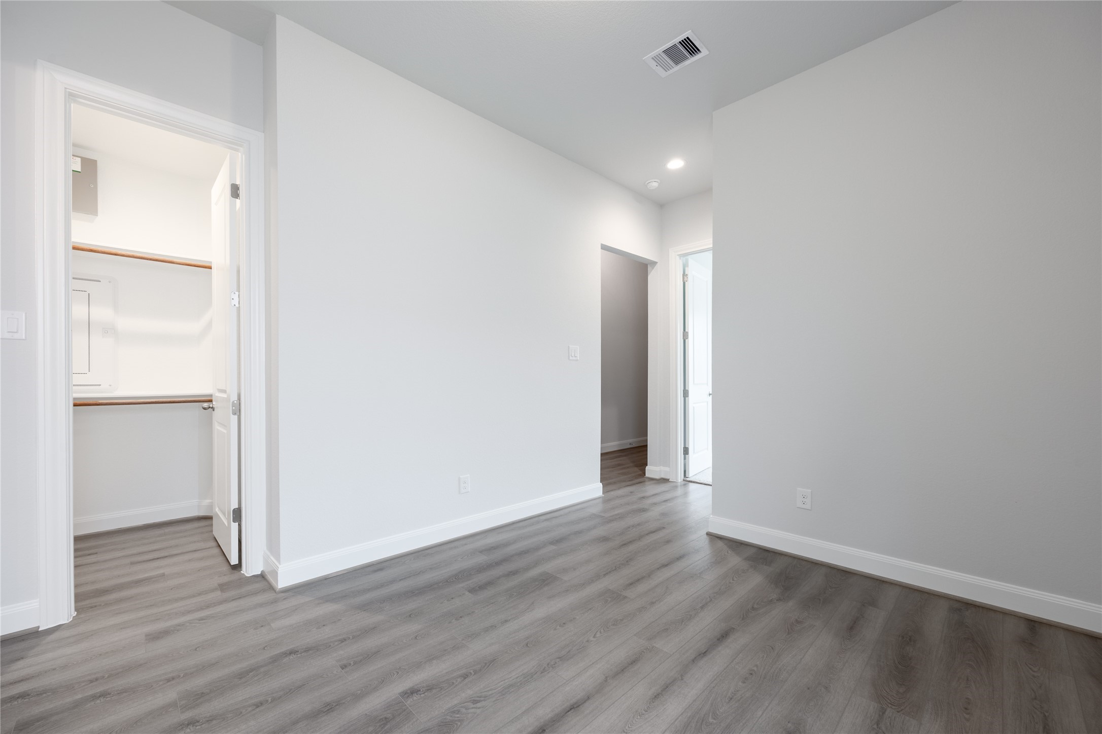 813 Coronado Terrace Lane Property Photo 14