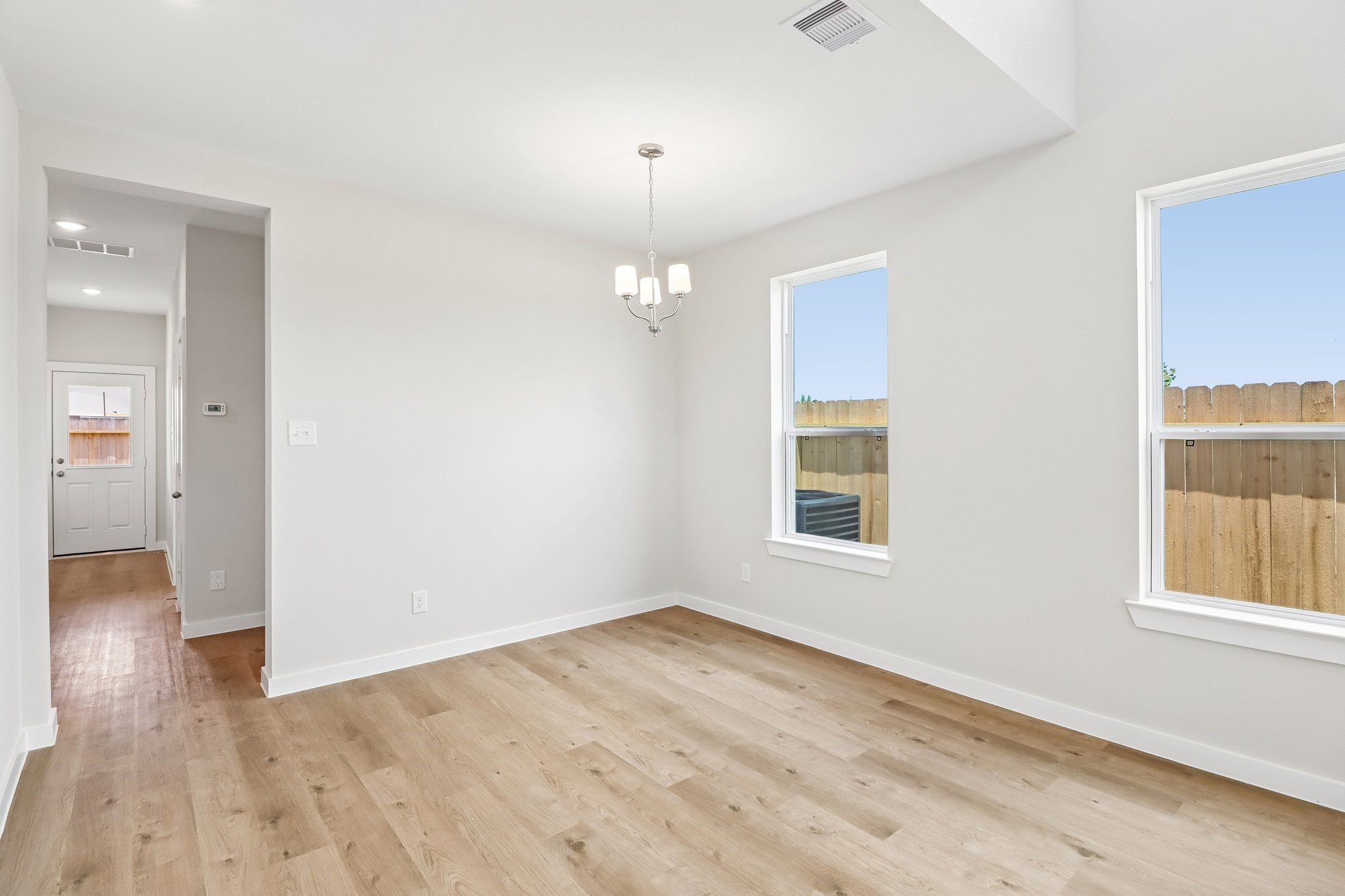 11924 Avian Avenue Property Photo 17