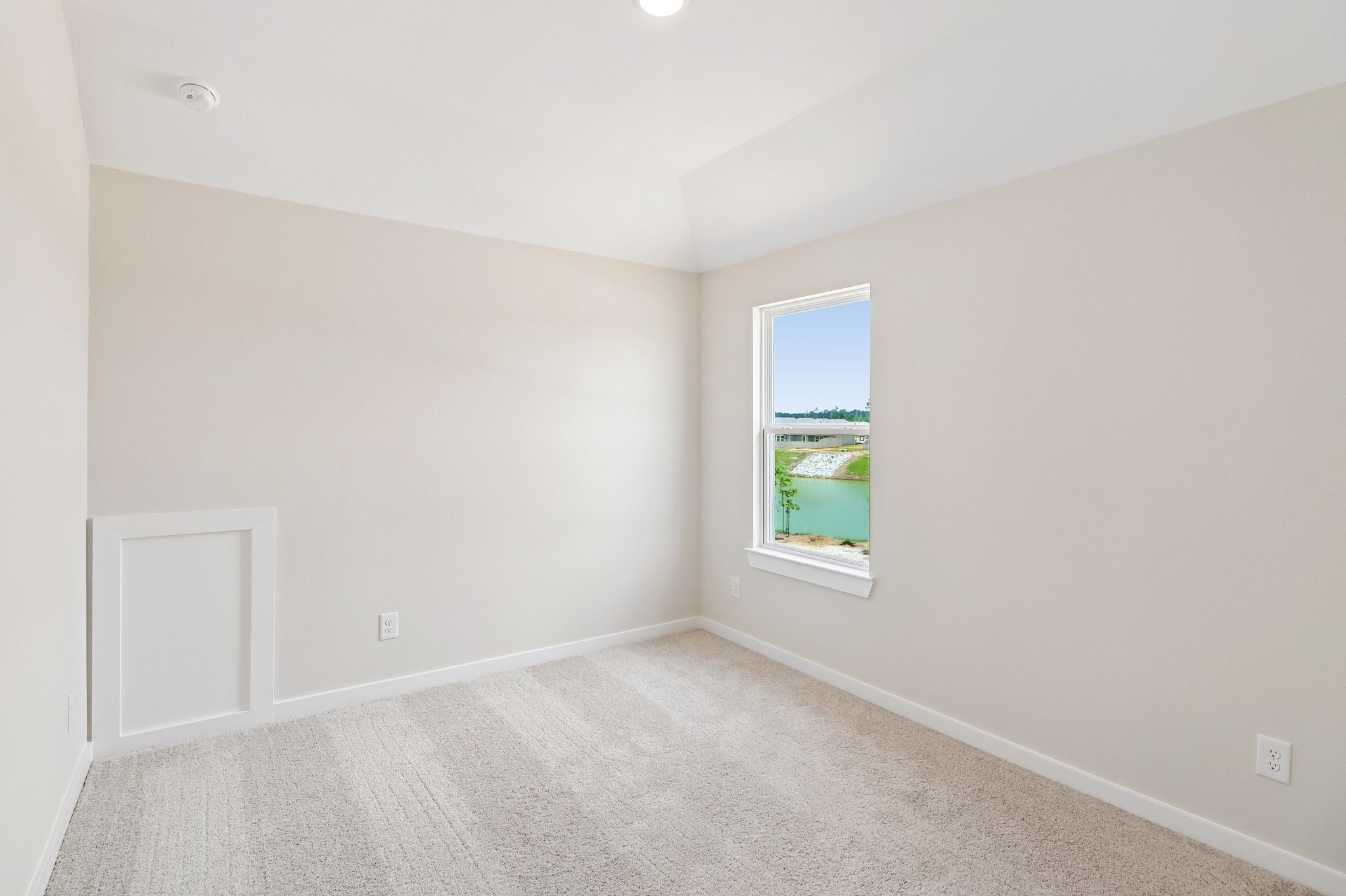 11924 Avian Avenue Property Photo 25