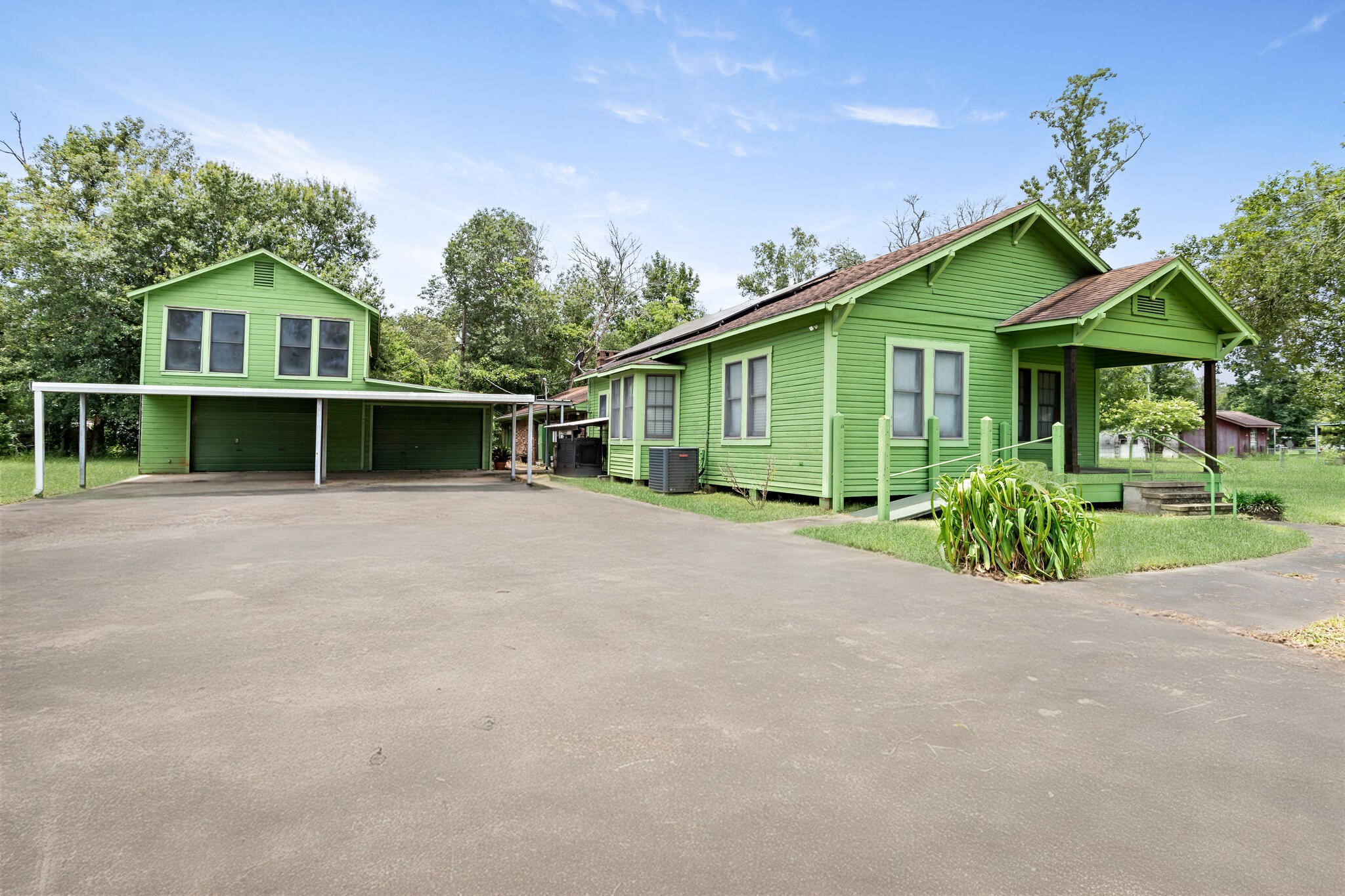 8265 Maple Street Property Photo 1