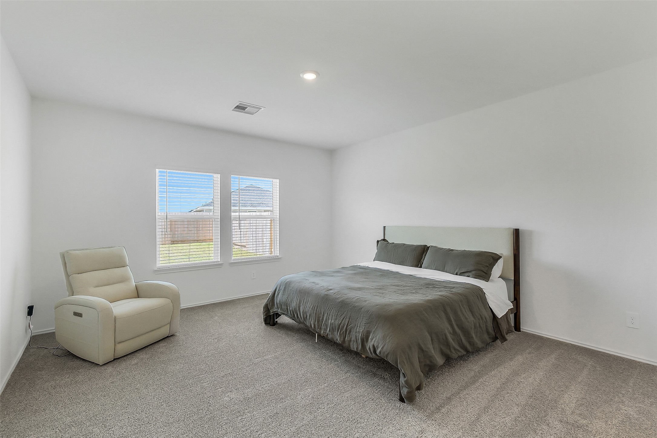 4210 Bromham Farms Drive Property Photo 15