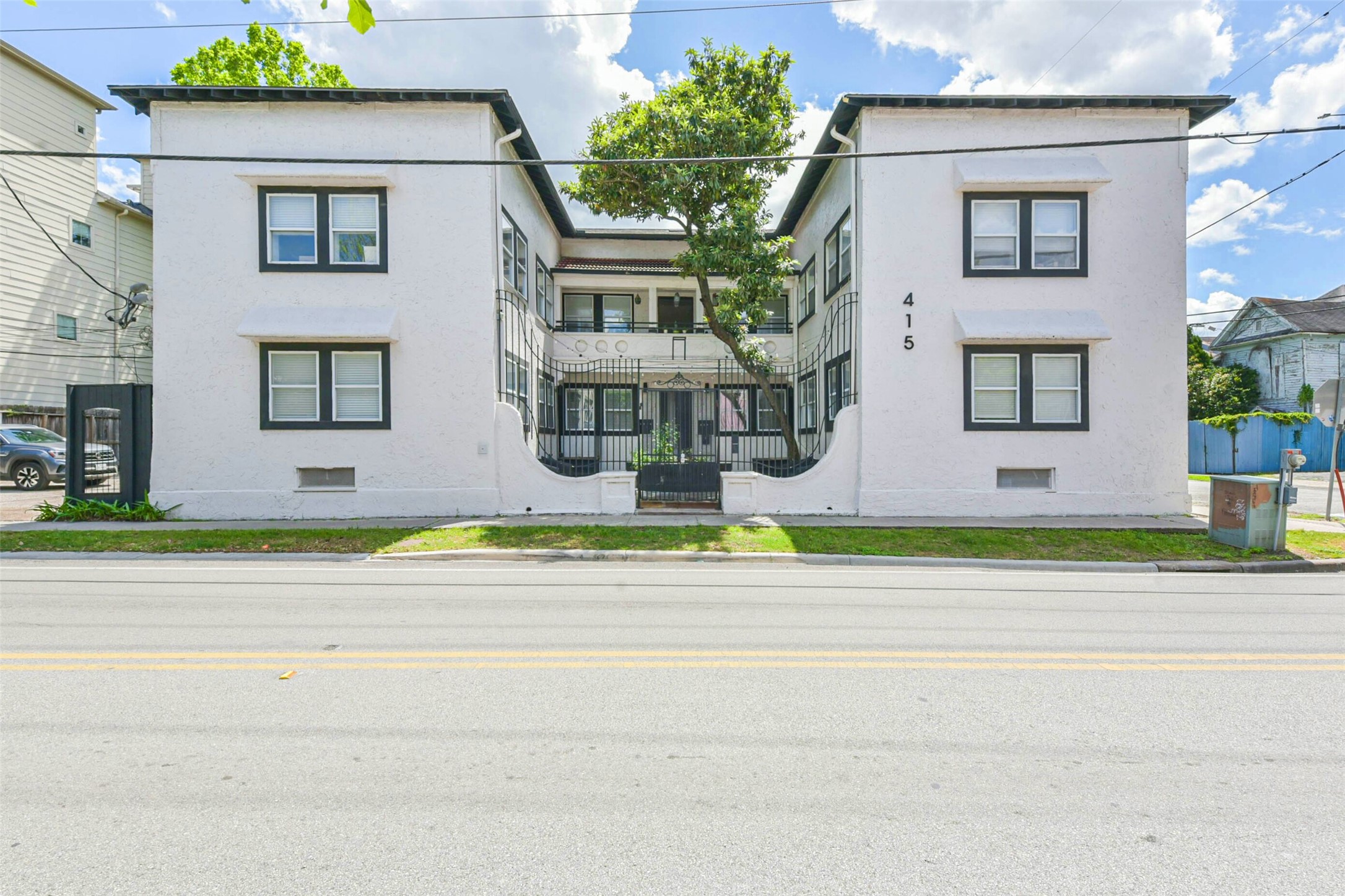 415 Fairview Avenue 8 Property Photo 4