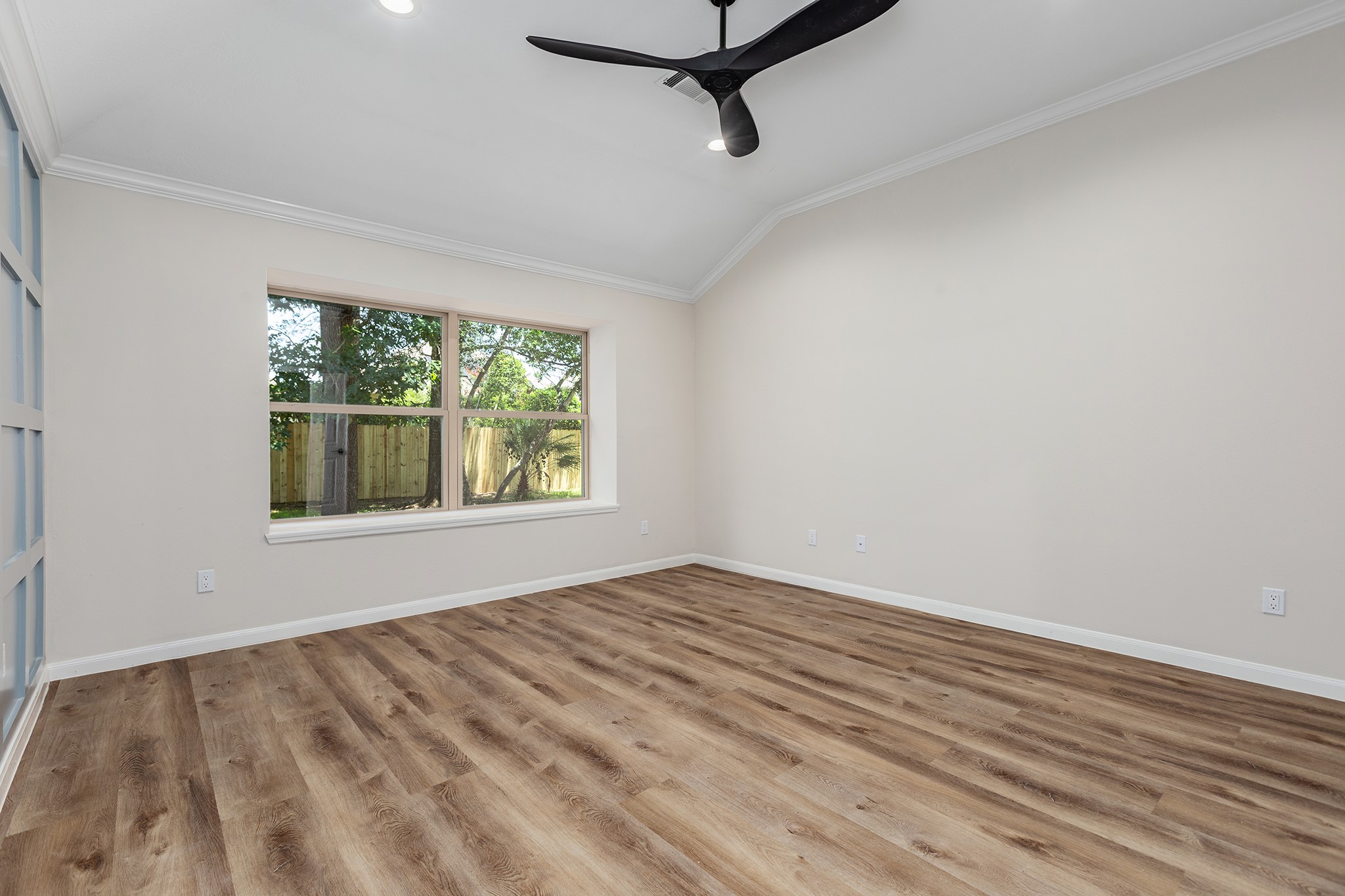 42 Camber Pine Place Property Photo 22