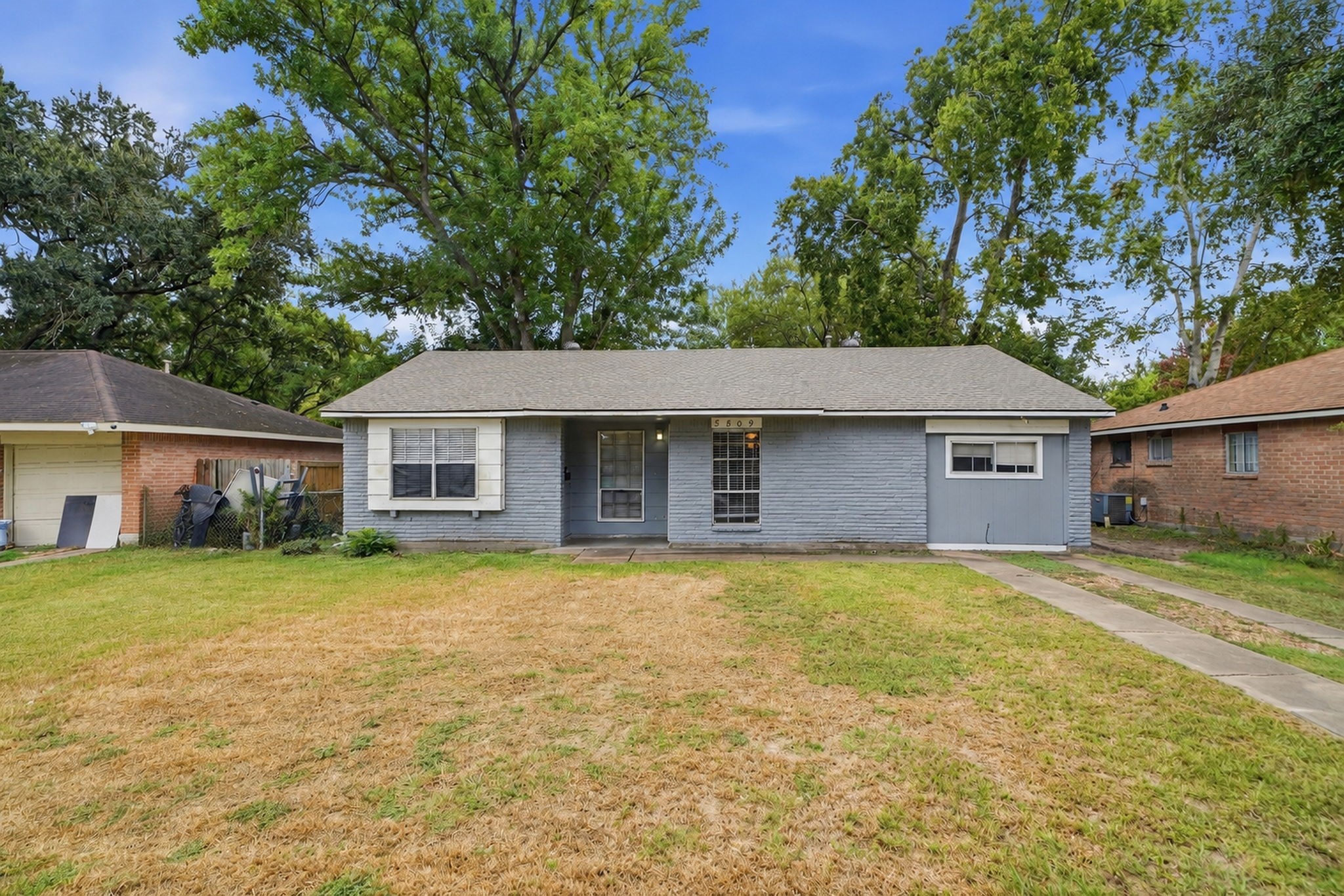5809 Melanite Avenue Property Photo 1