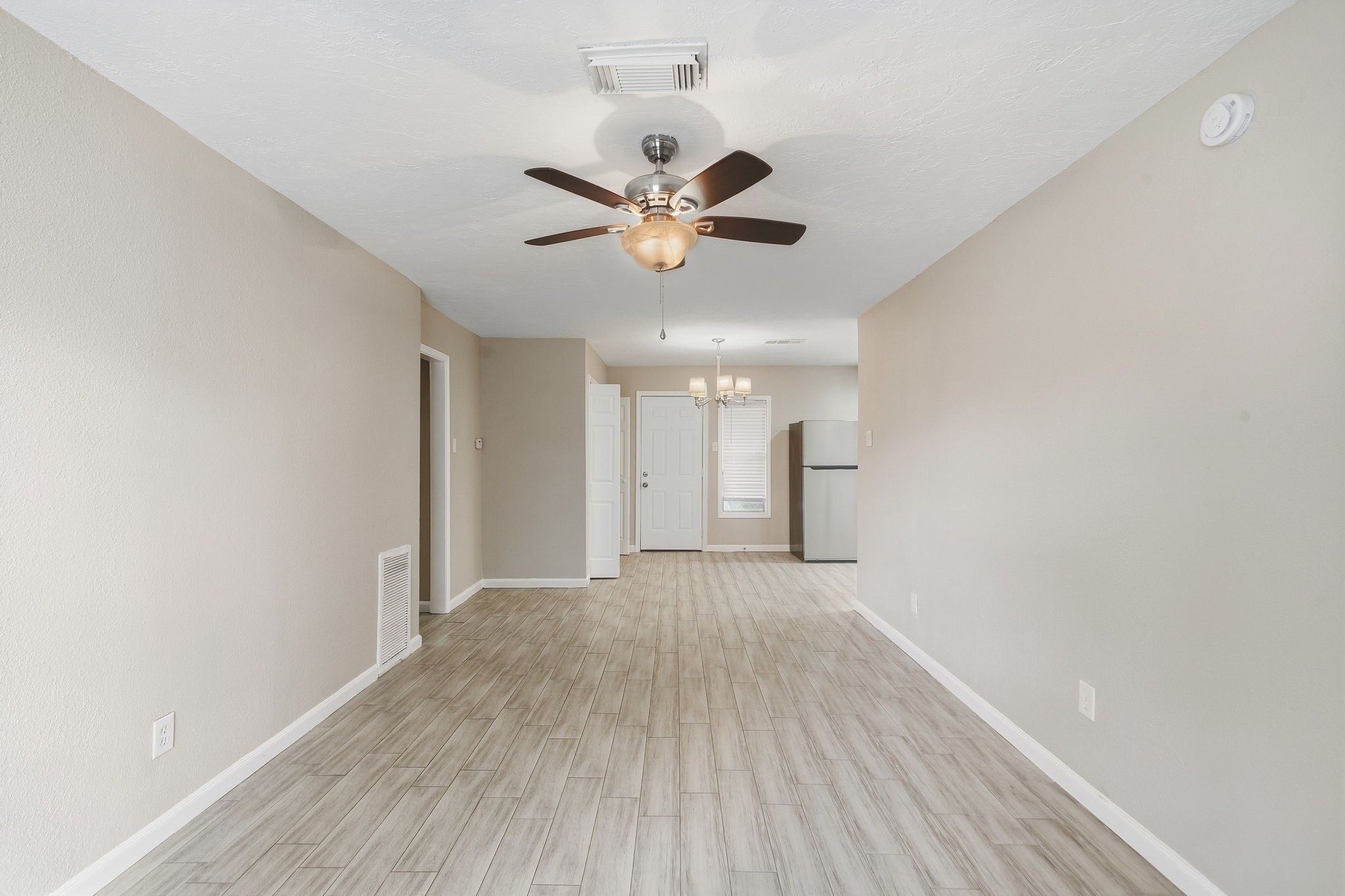 5809 Melanite Avenue Property Photo 8
