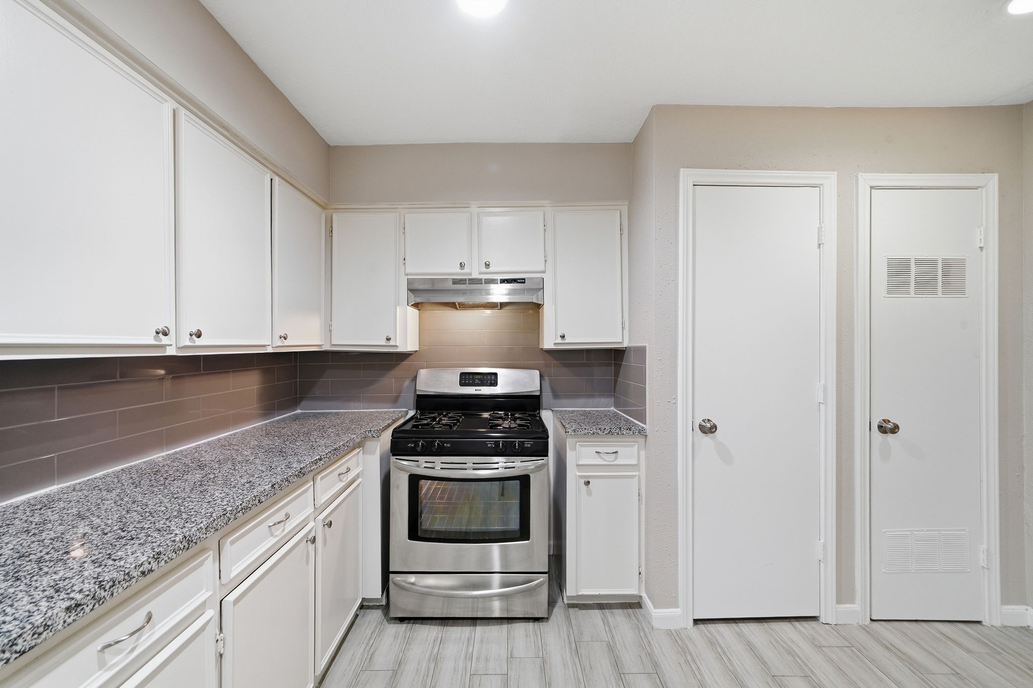 5809 Melanite Avenue Property Photo 11
