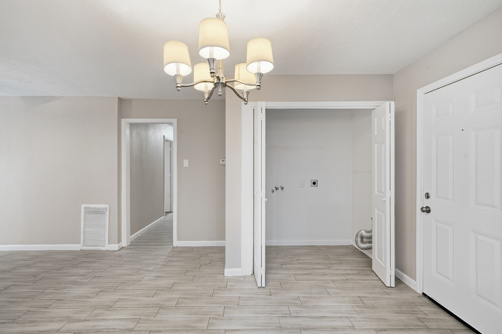 5809 Melanite Avenue Property Photo 12