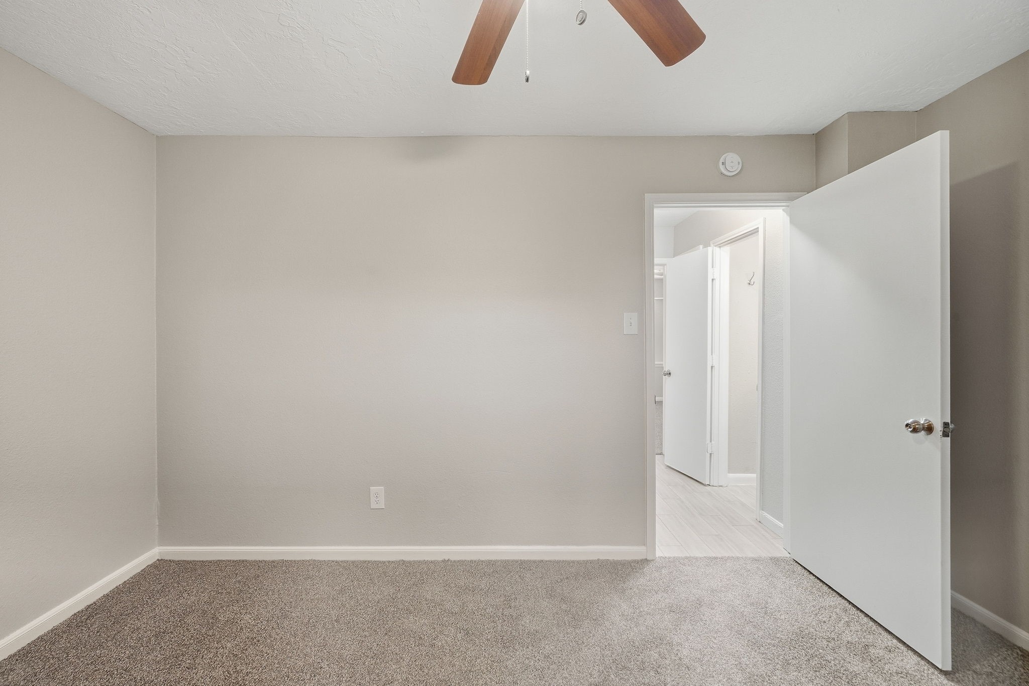5809 Melanite Avenue Property Photo 15