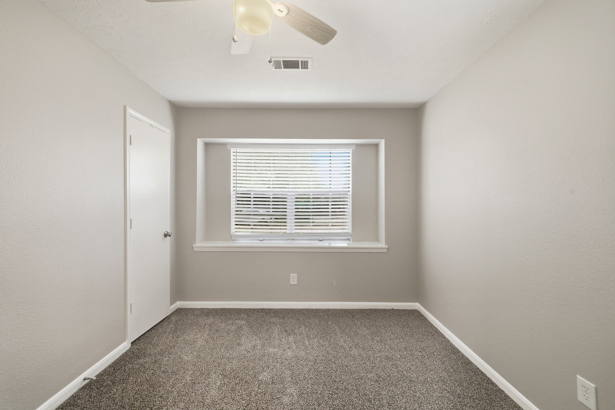 5809 Melanite Avenue Property Photo 18