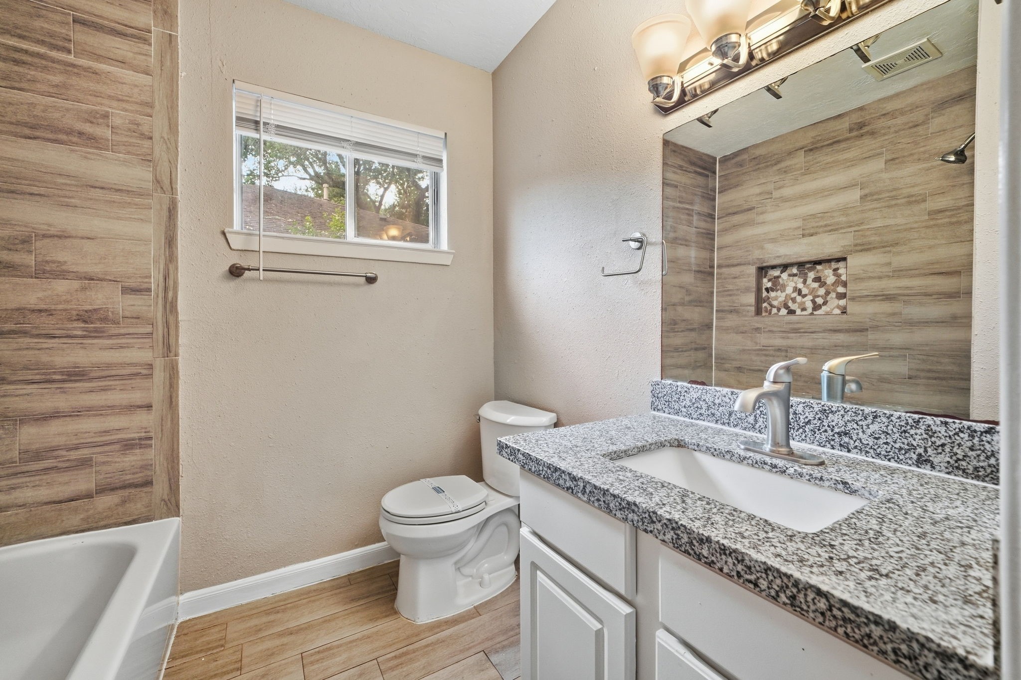 5809 Melanite Avenue Property Photo 23
