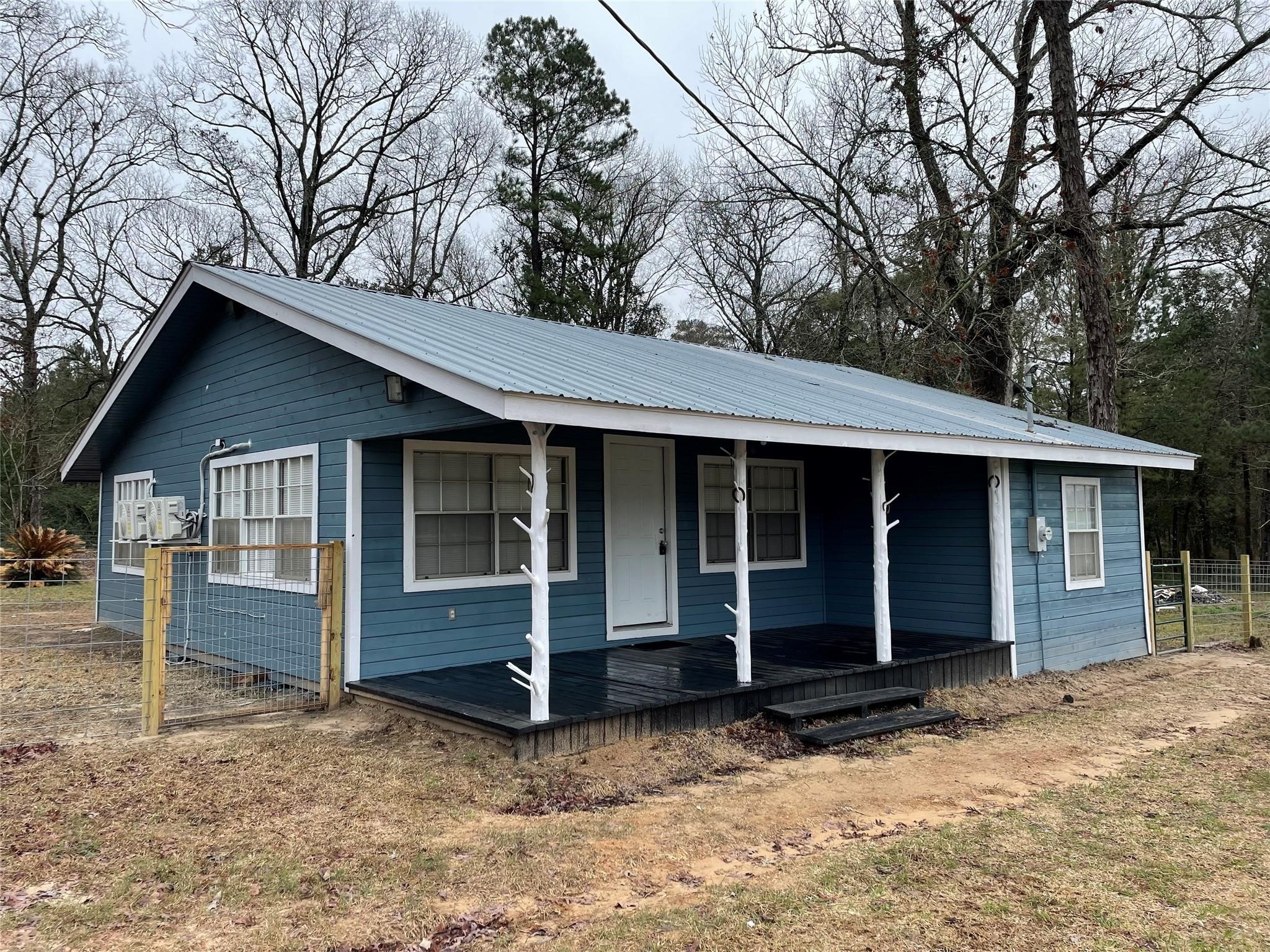 111 Cronin Road Property Photo