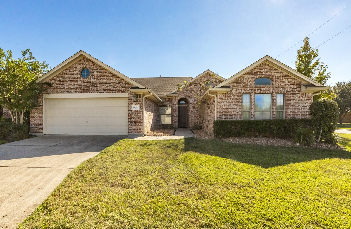 434 Harbor Oaks Drive Property Photo 1