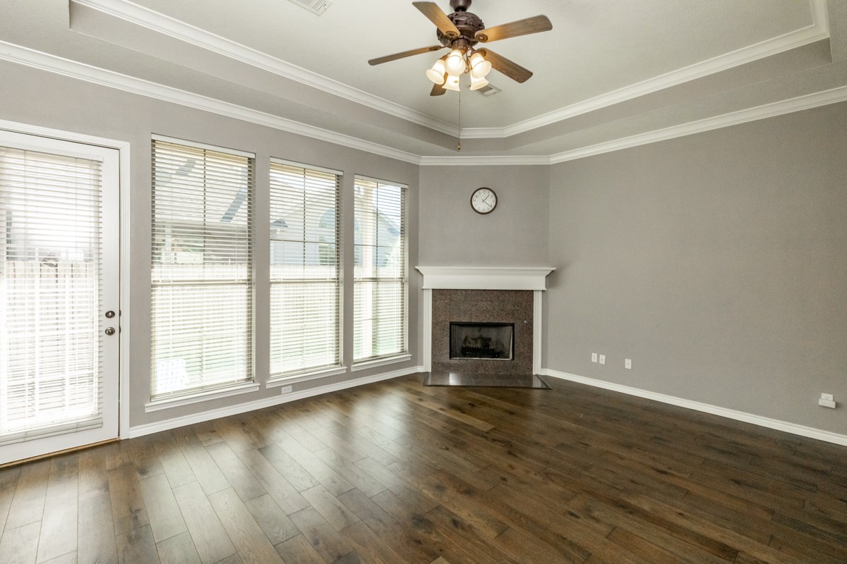 434 Harbor Oaks Drive Property Photo 6