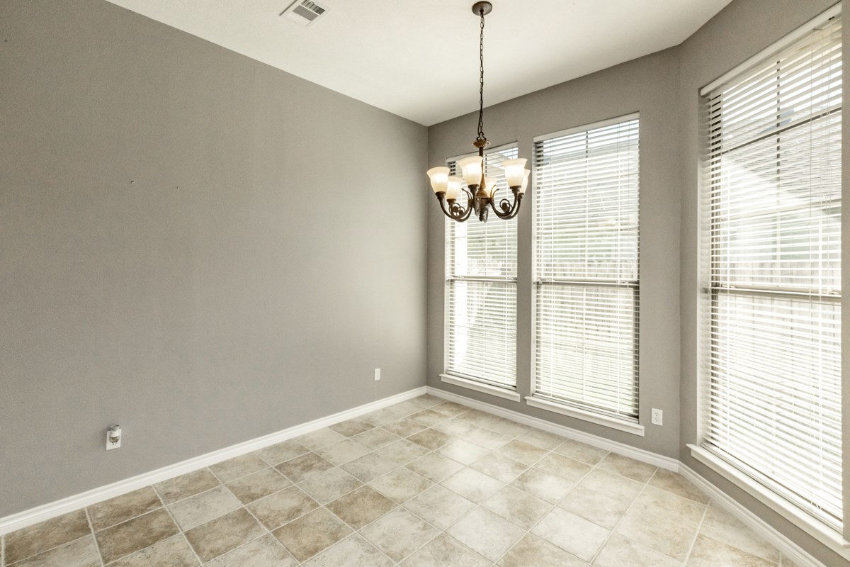 434 Harbor Oaks Drive Property Photo 14