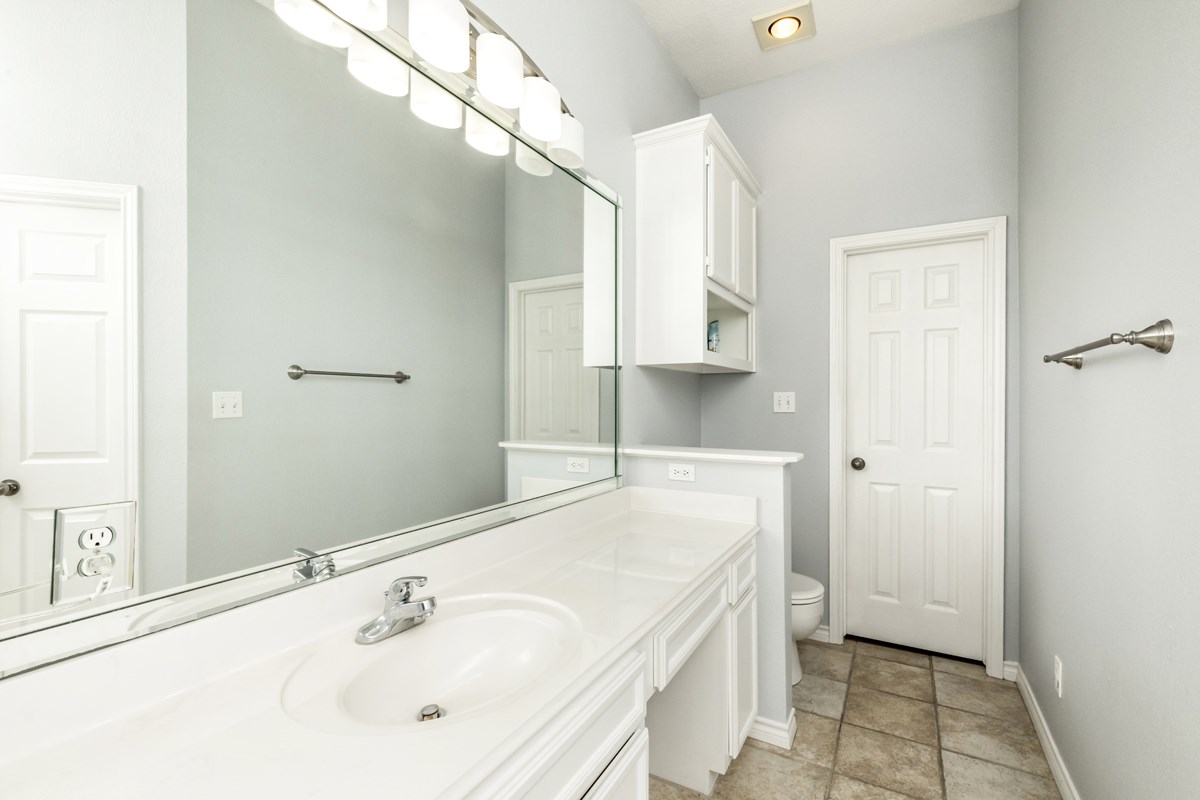 434 Harbor Oaks Drive Property Photo 17