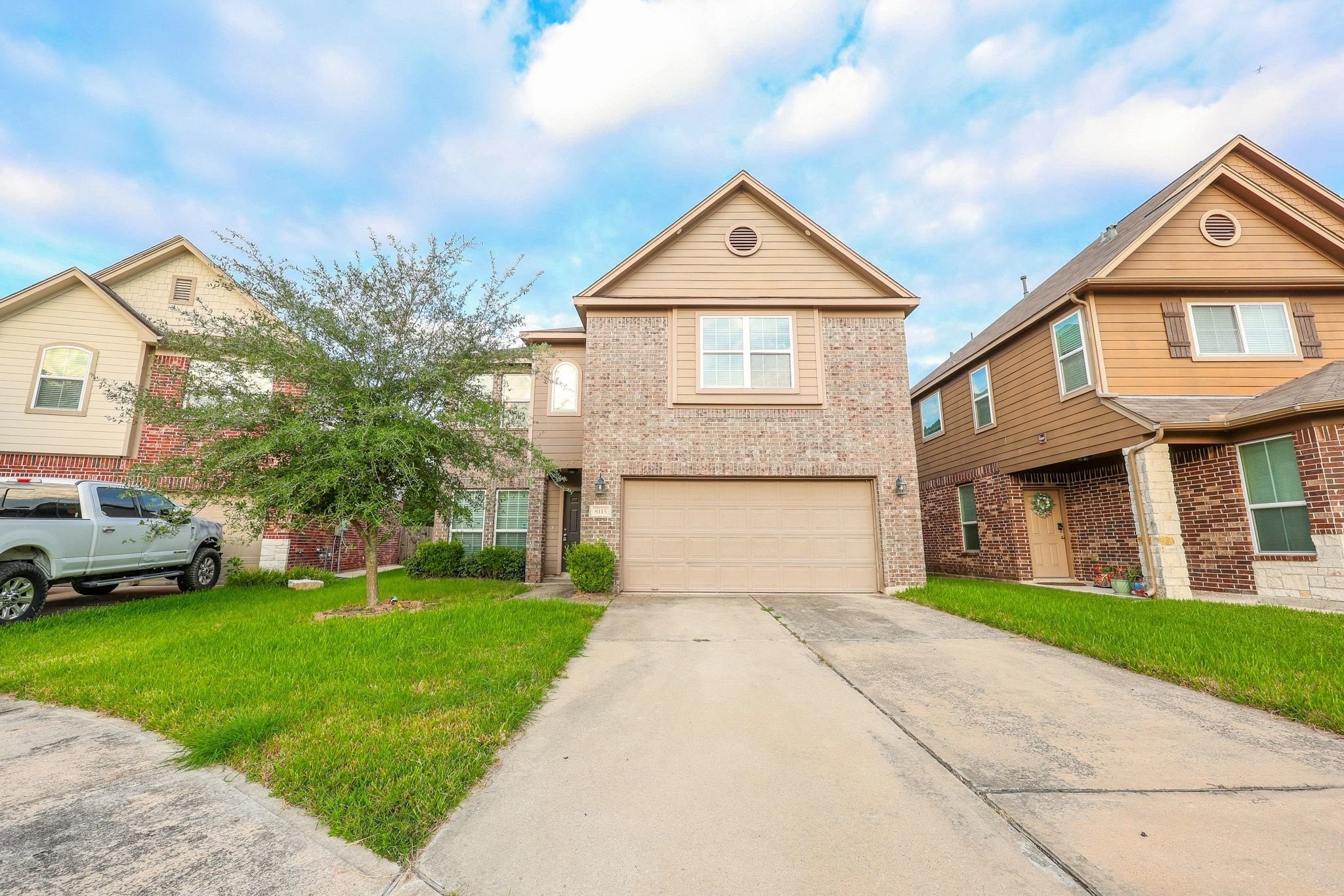 8115 Redbud Point Lane Property Photo 1