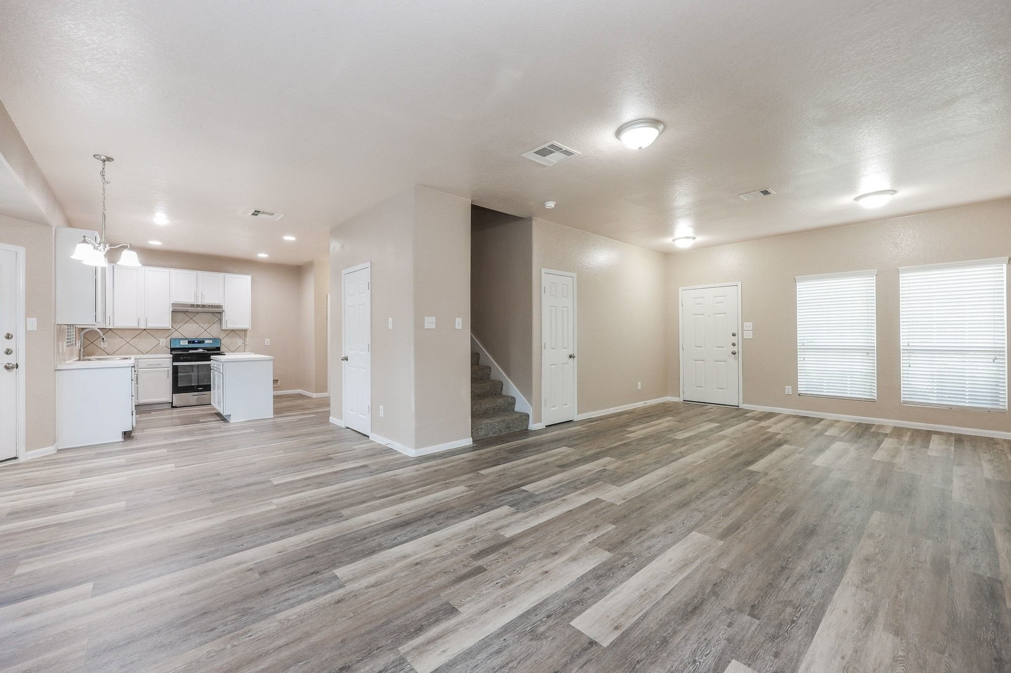 8115 Redbud Point Lane Property Photo 9