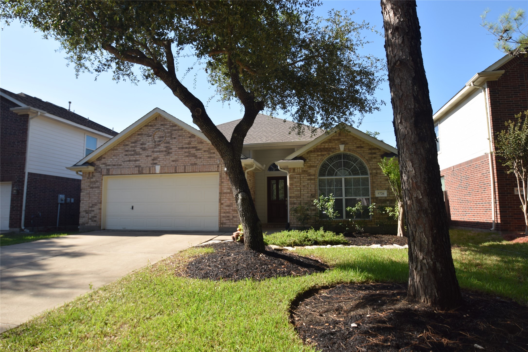 5726 Indigo Trails Drive Property Photo 1